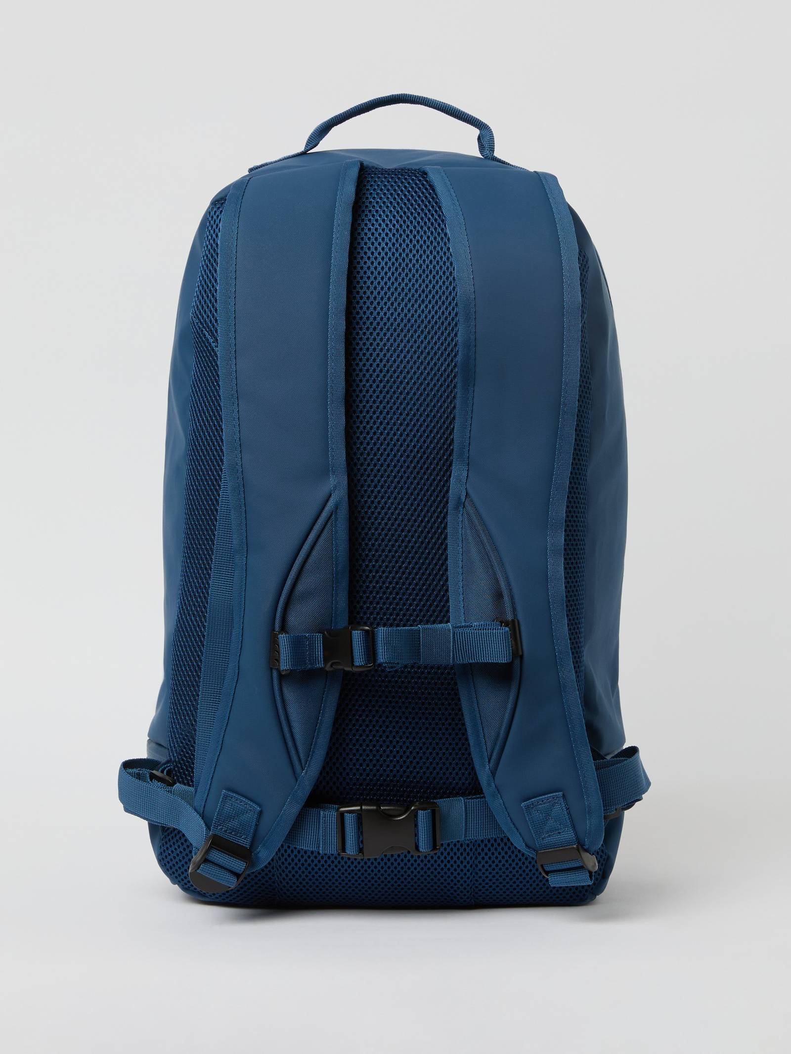 Borg Duffle Backpack 35L image 3