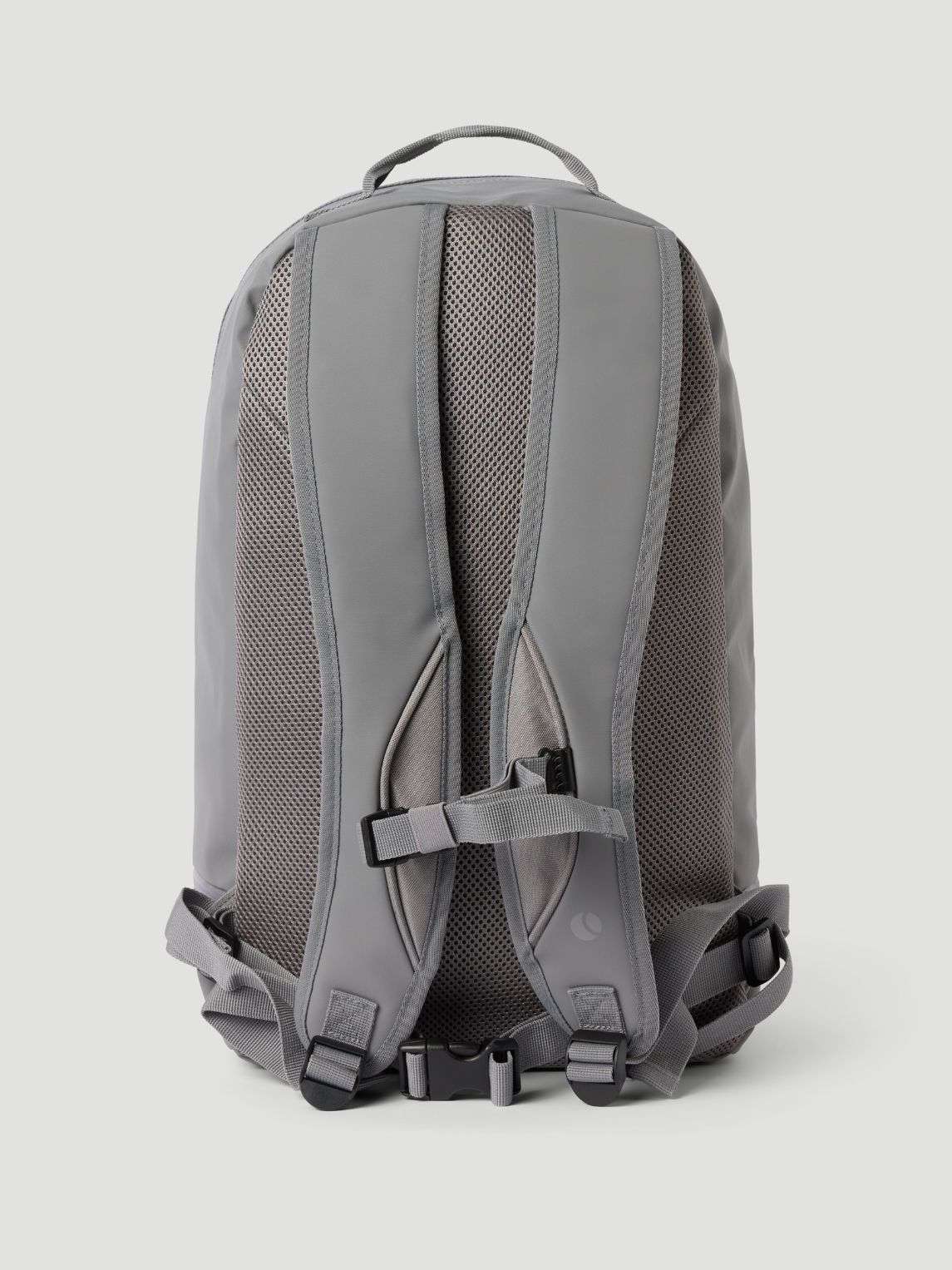 Borg Duffle Backpack 28L - Unisex - Brushed Nickel | Björn Borg
