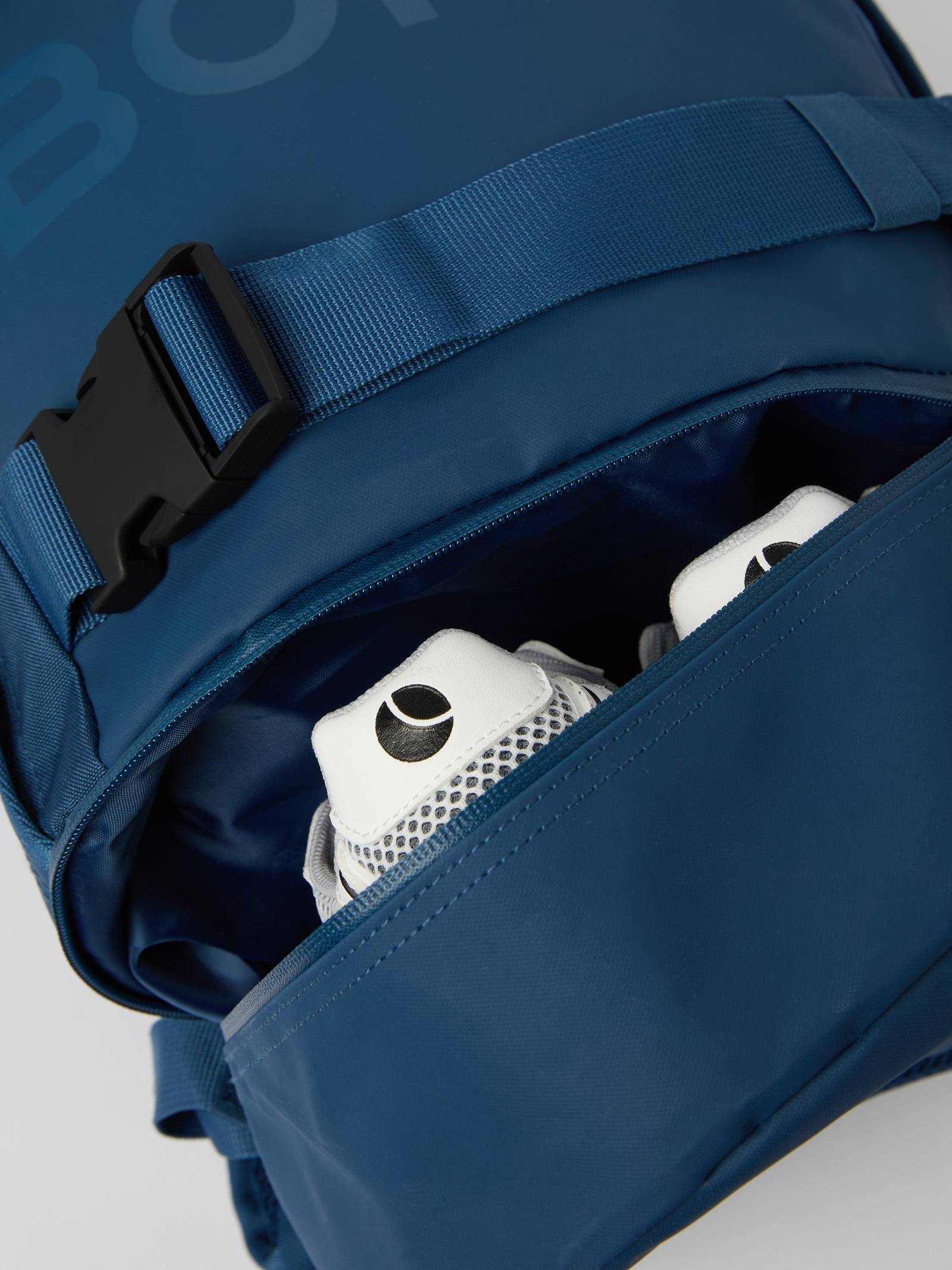 Borg Duffle Backpack 35L image 6