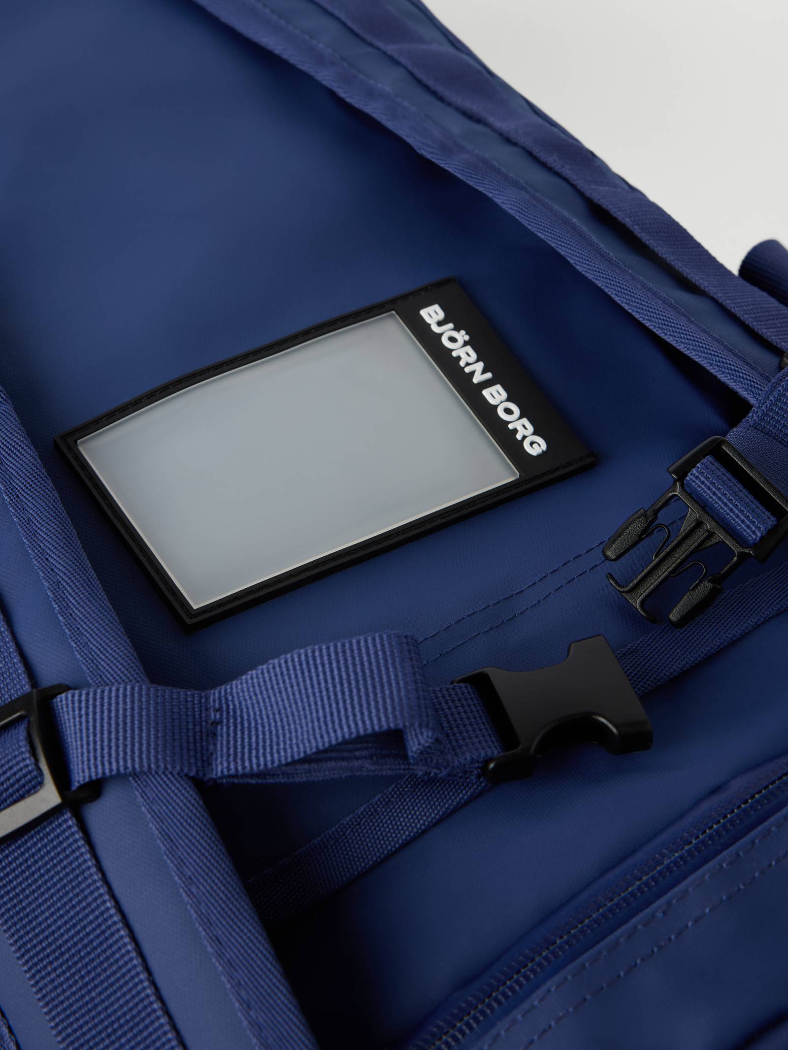 Borg Duffle Bag 35L image 3