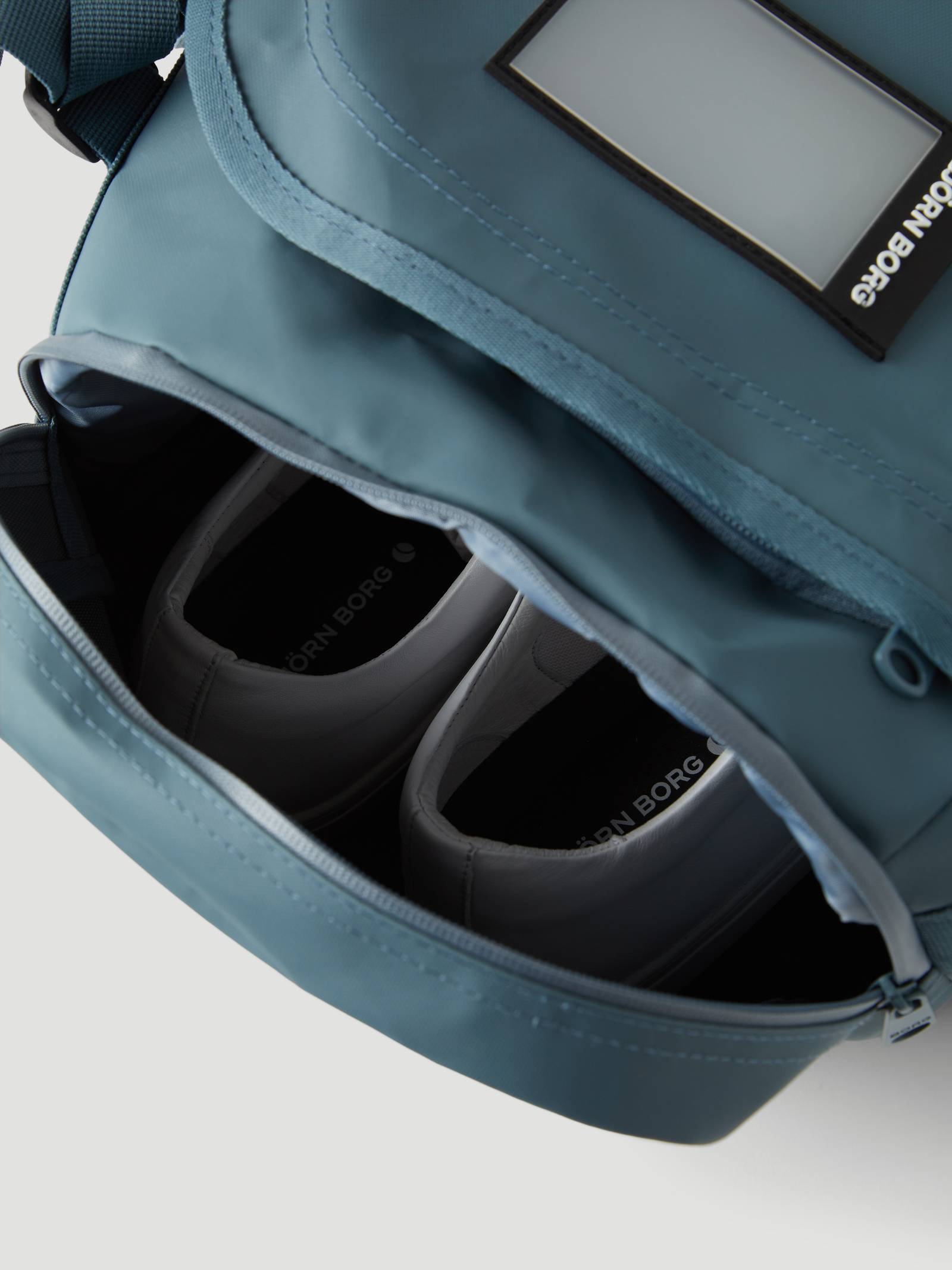 Borg Duffle Bag 35L image 6