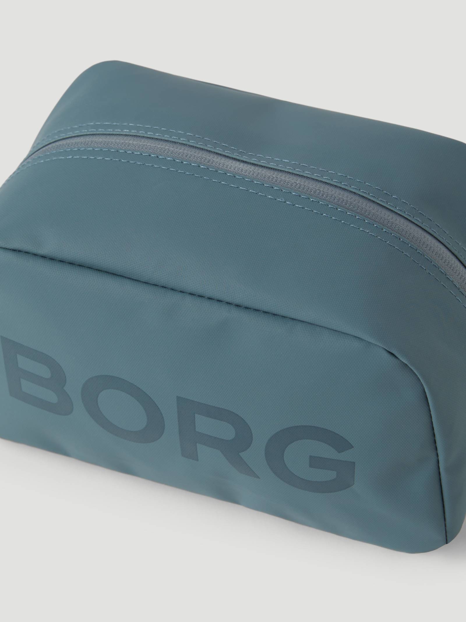 Borg Duffle Toilet Case image 3