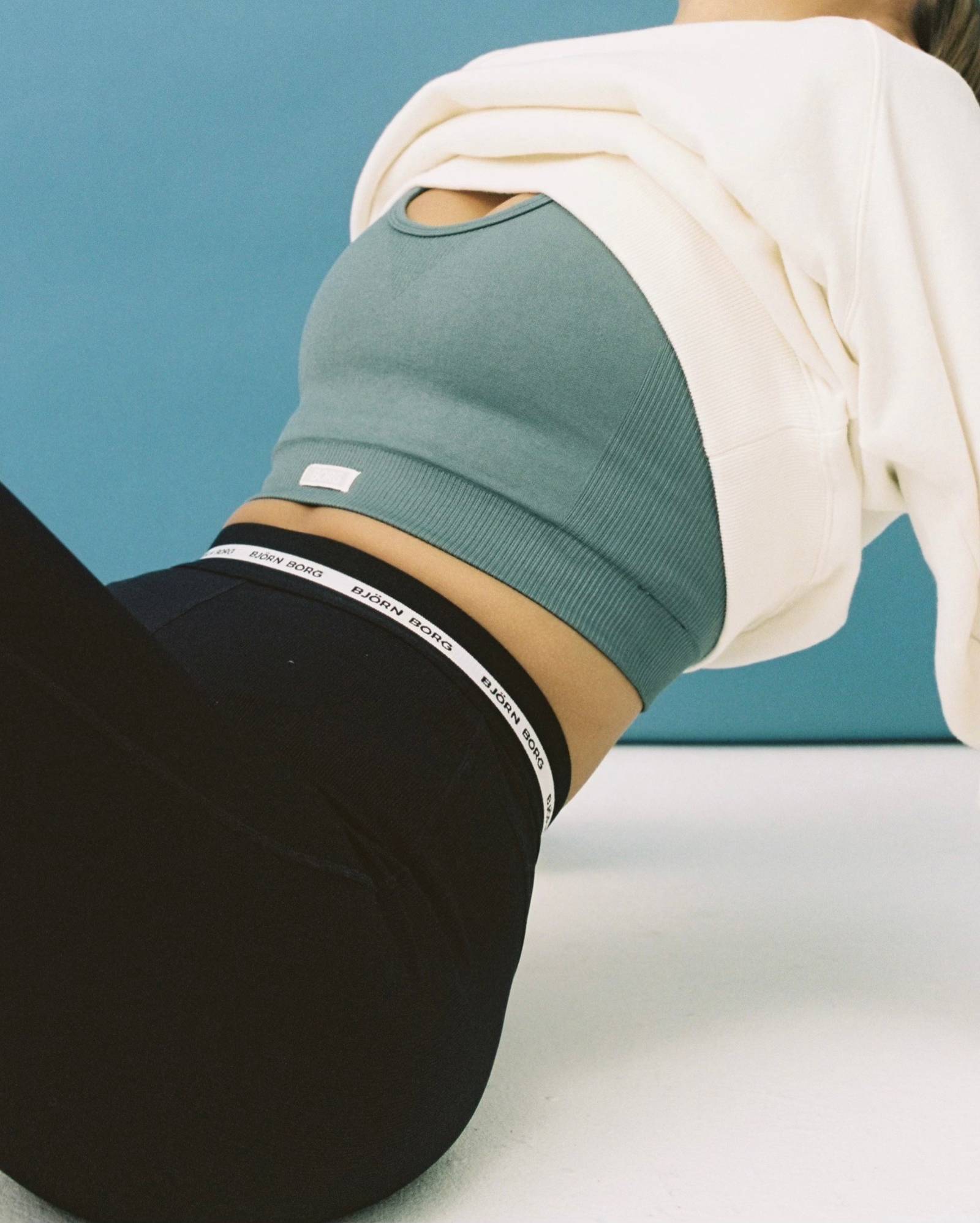 Performance Low  Seamless Bra image 7