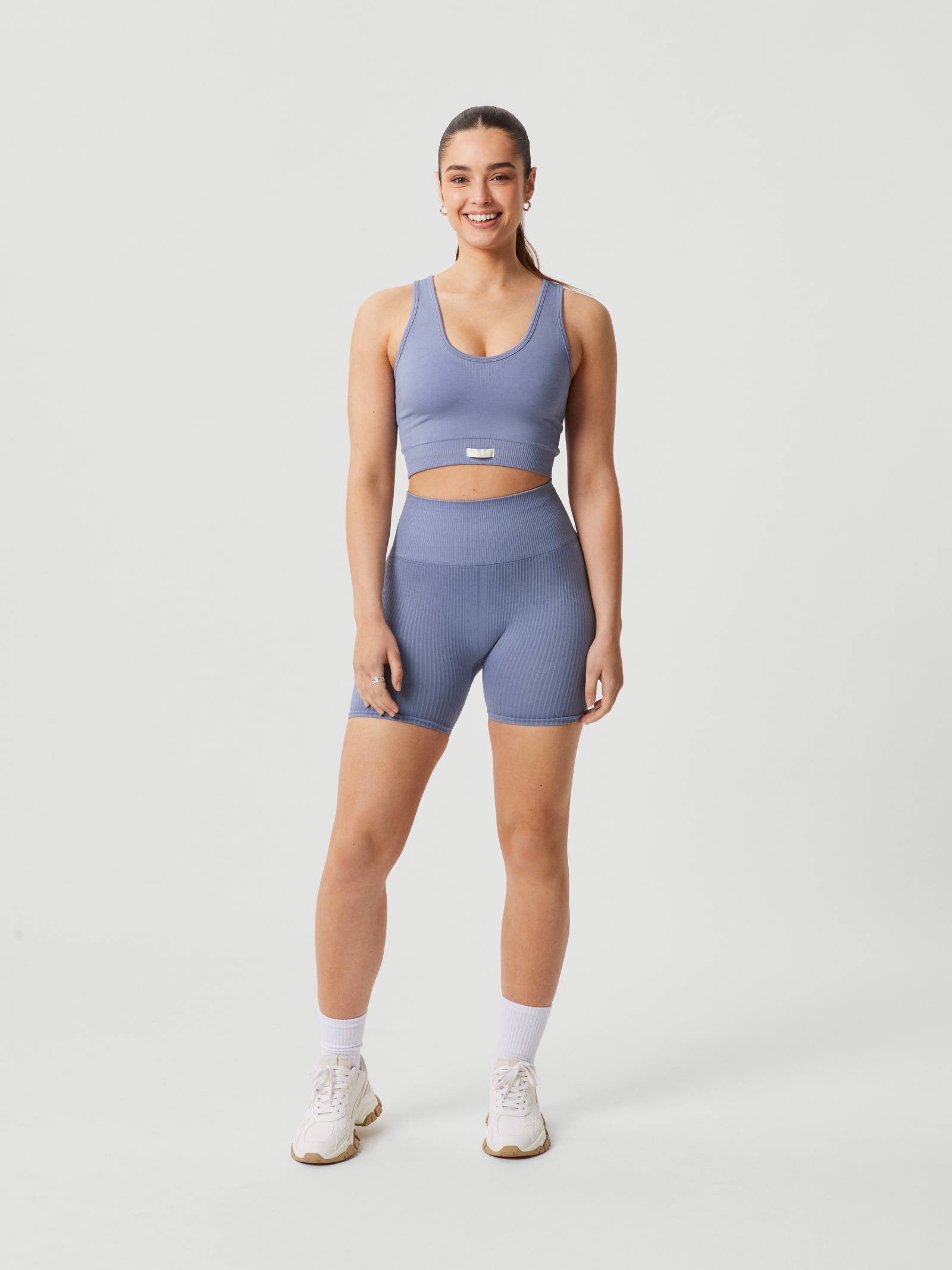 Performance Low  Seamless Bra image 5