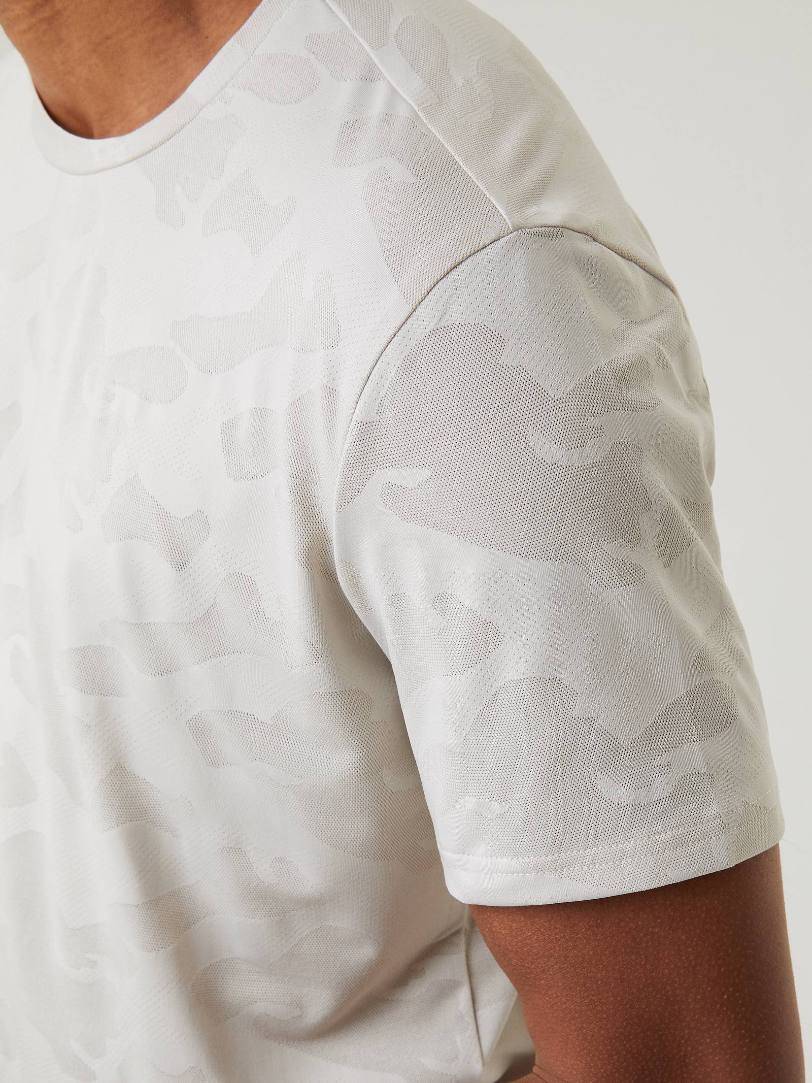 Borg Performance T-Shirt image 3