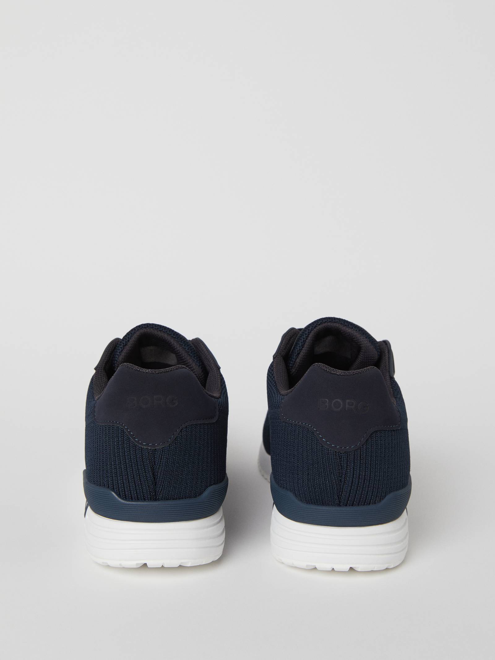 Men's Sneaker R140 Knit image 3
