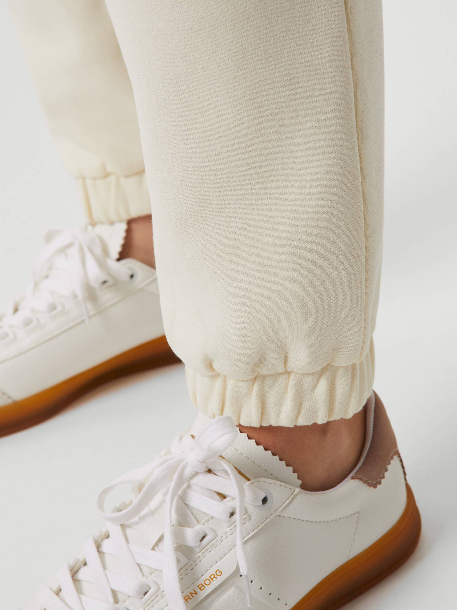 Centre Pants image 5