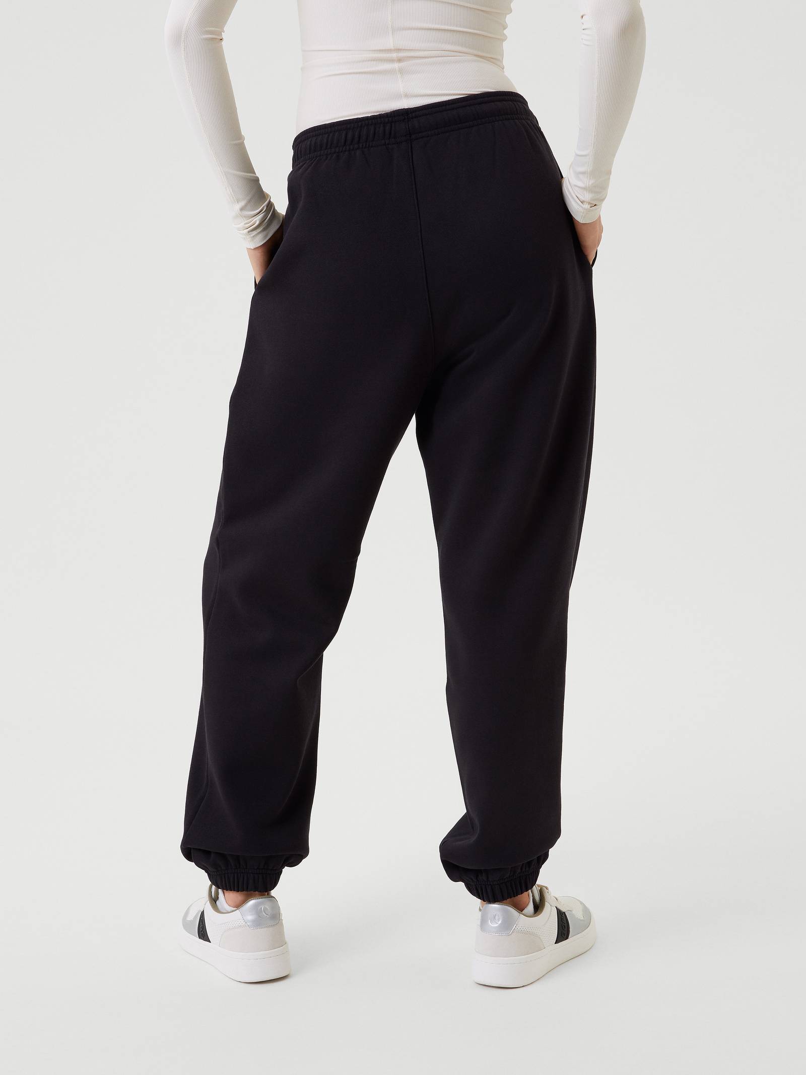Studio Oversized Pants image 3