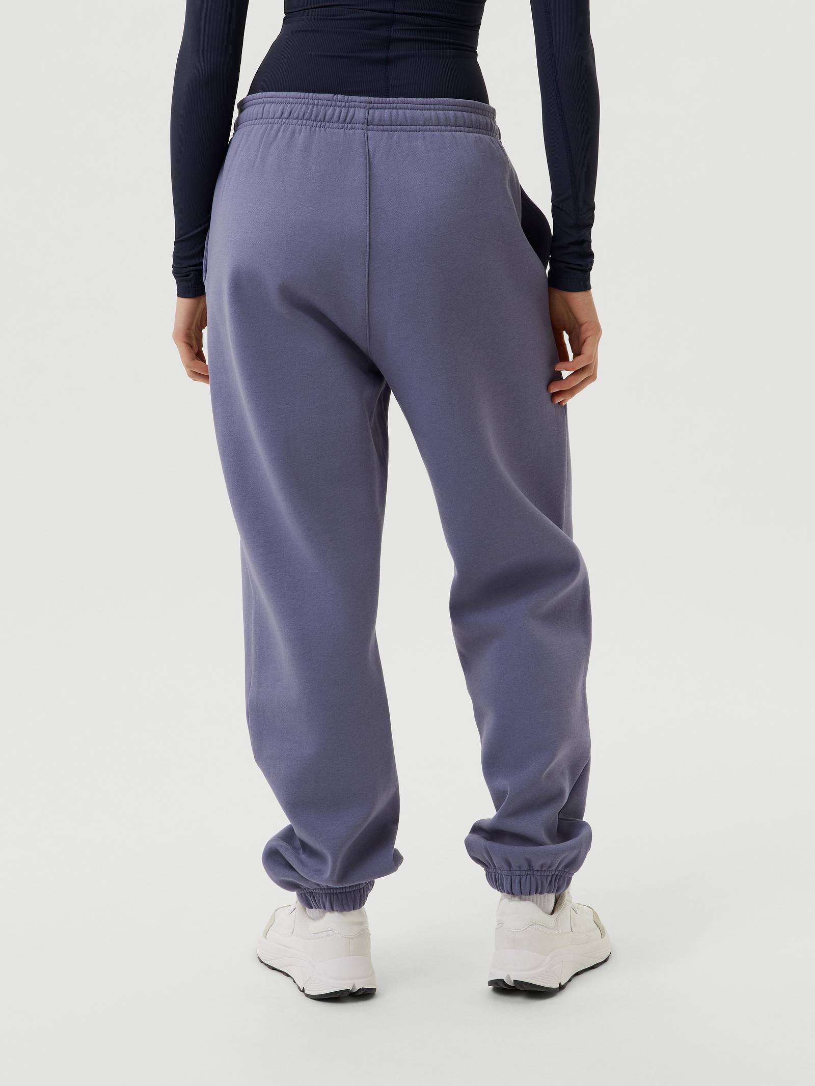 Studio Oversized Pants image 3