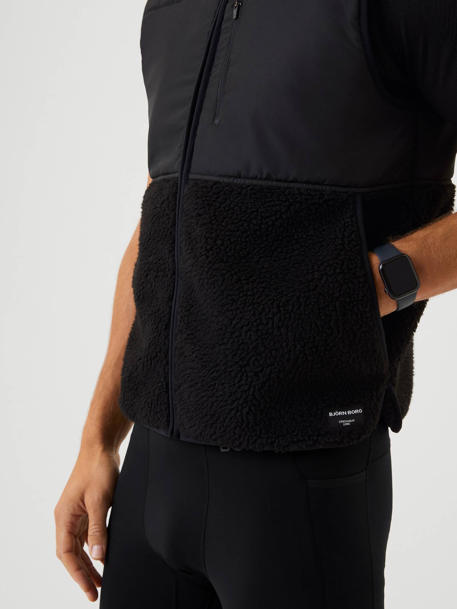 Centre Pile Fleece Vest image 4