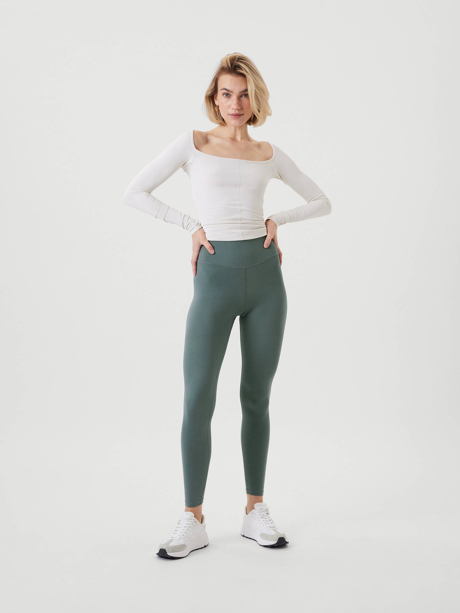 Studio High Waist Comfort Tights image 1