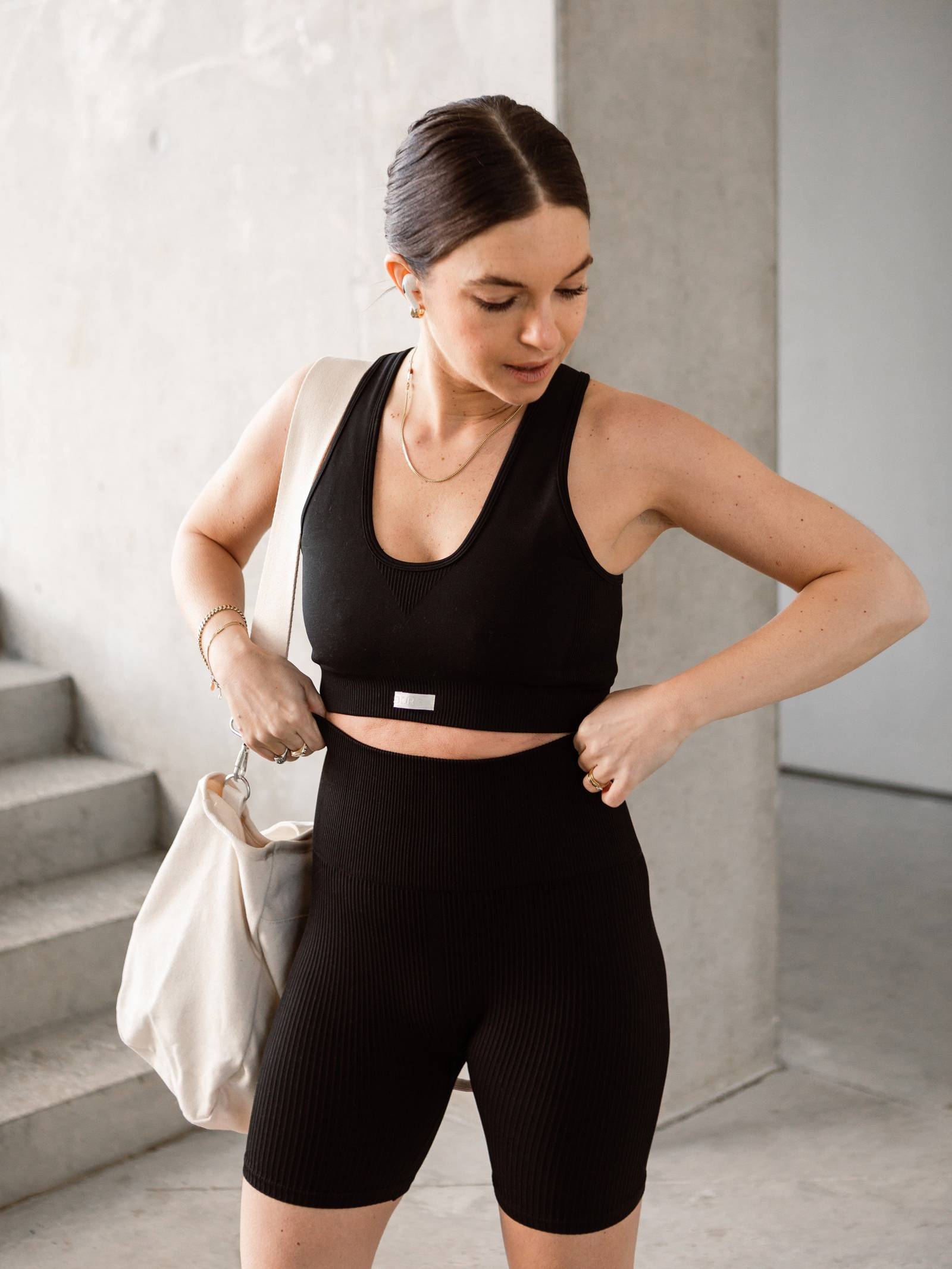 Studio Seamless Rib Shorts image 2