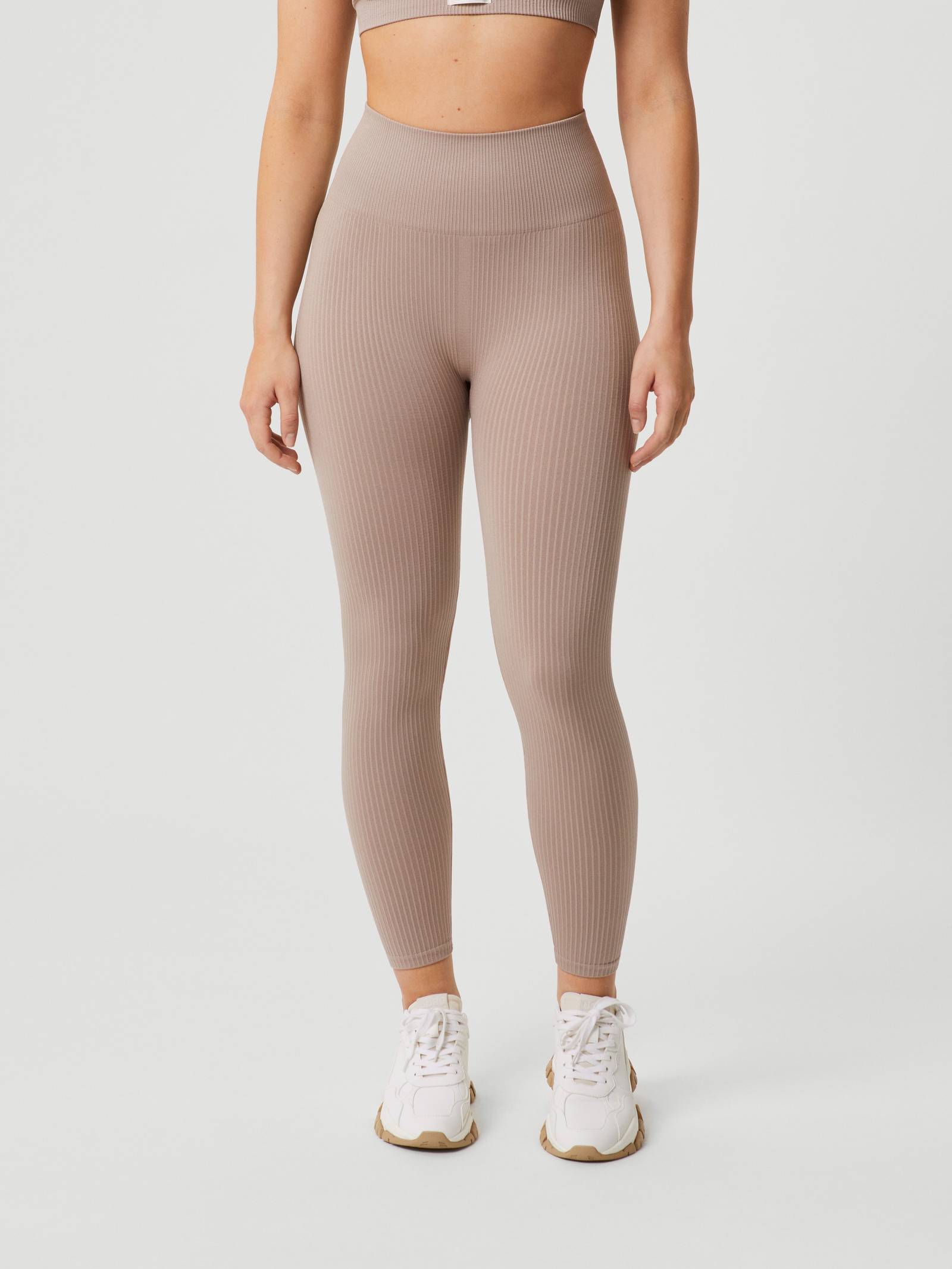 Studio Seamless Rib Tights image 3