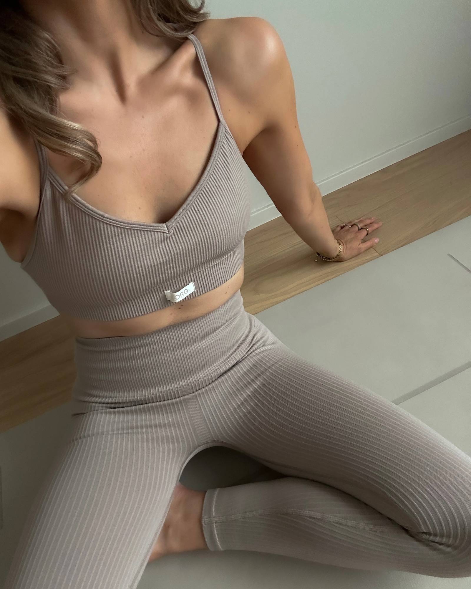 Studio Seamless Rib Tights image 7