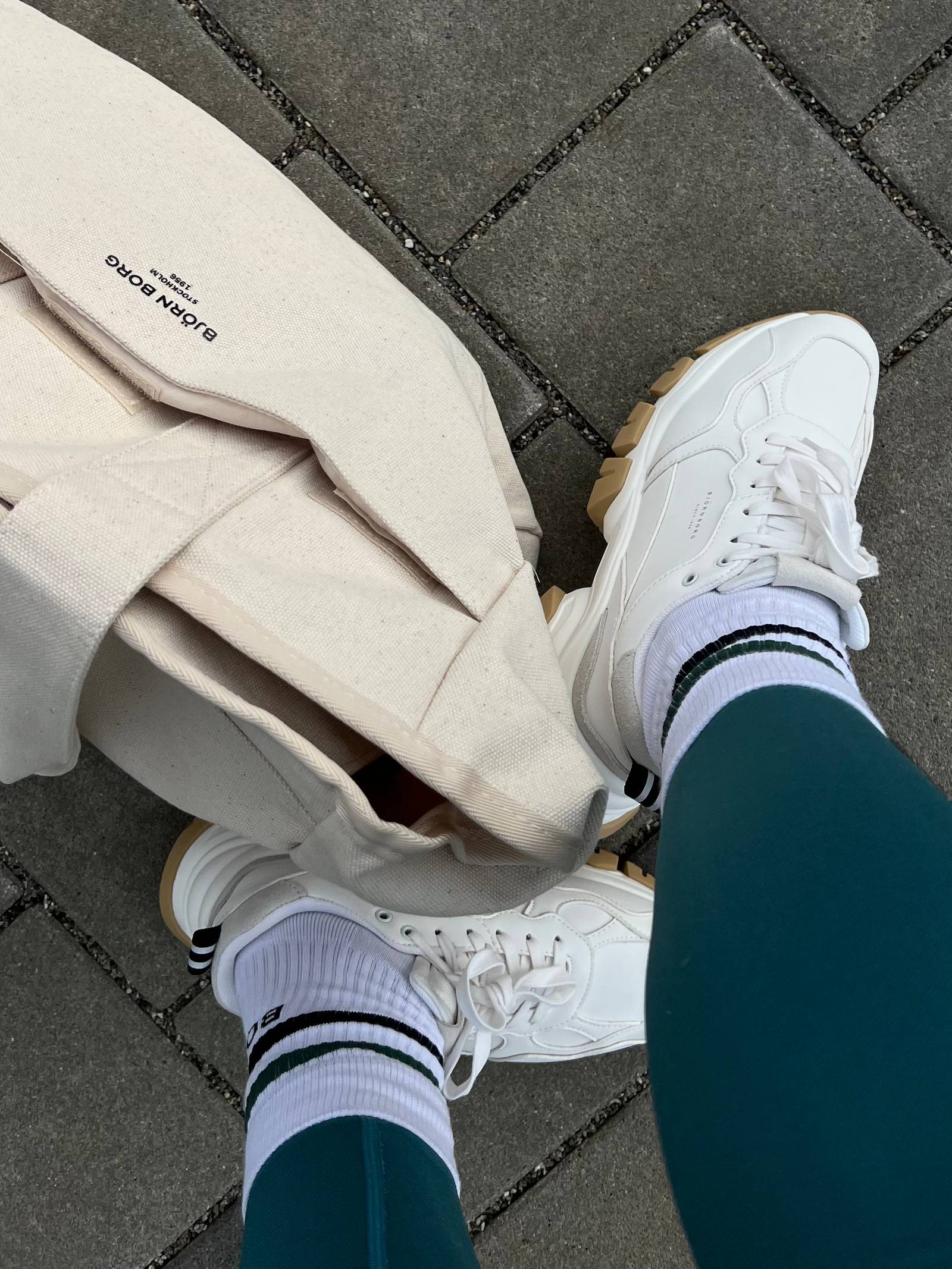 Women's Sneaker R2600 Bsc image 5