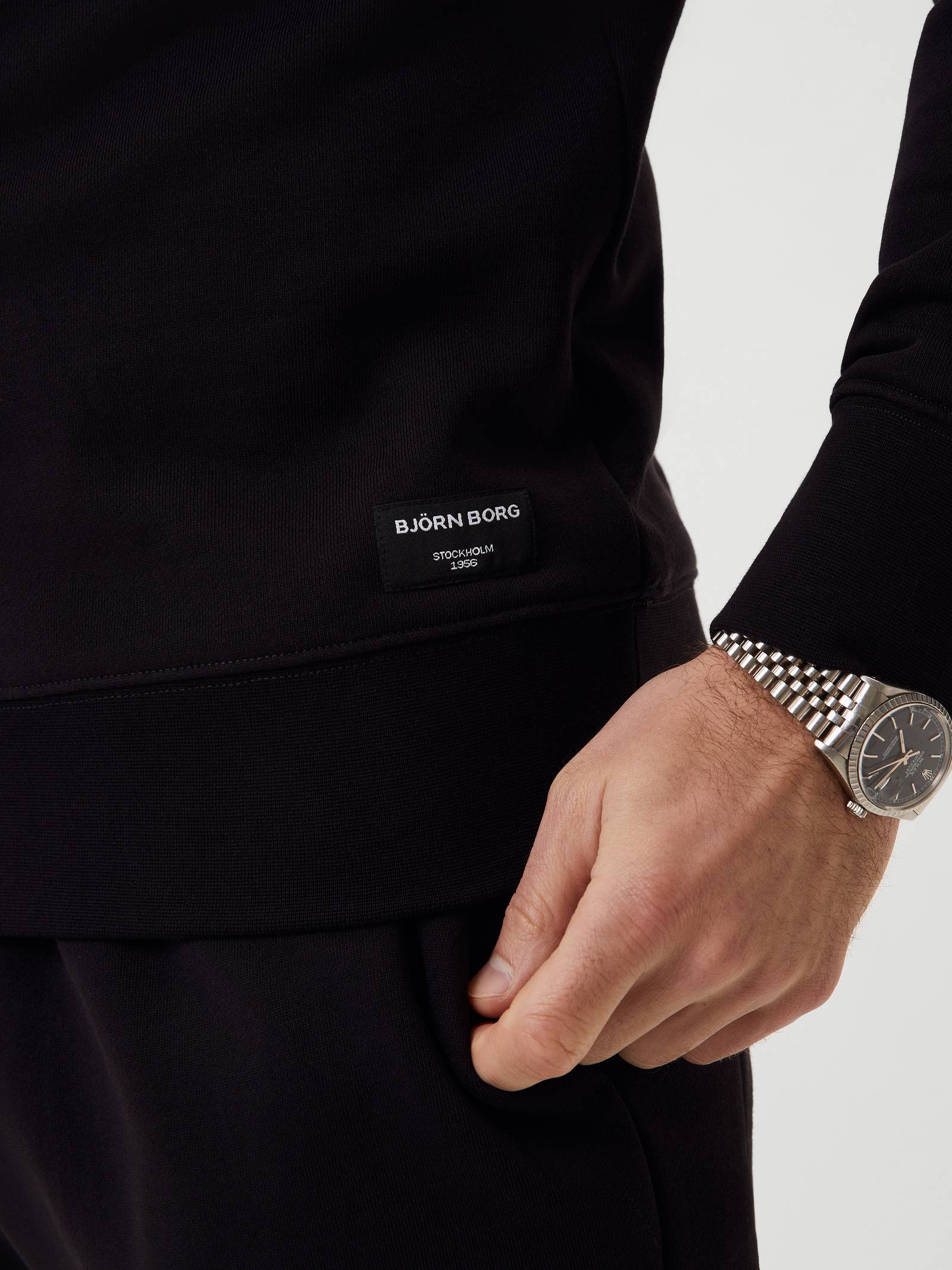 Centre Half-Zip image 4