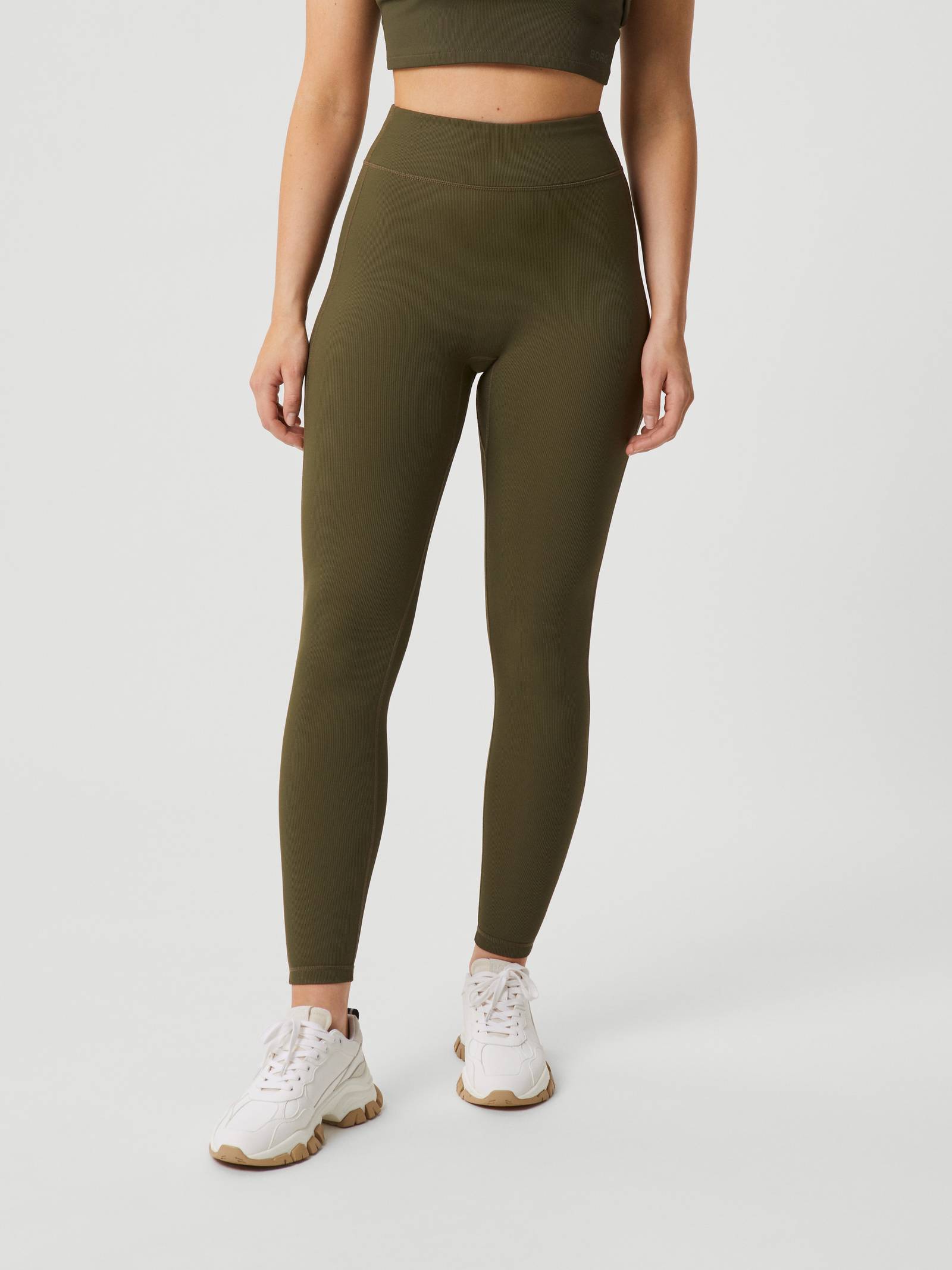 Studio Highwaist Rib Tights image 2