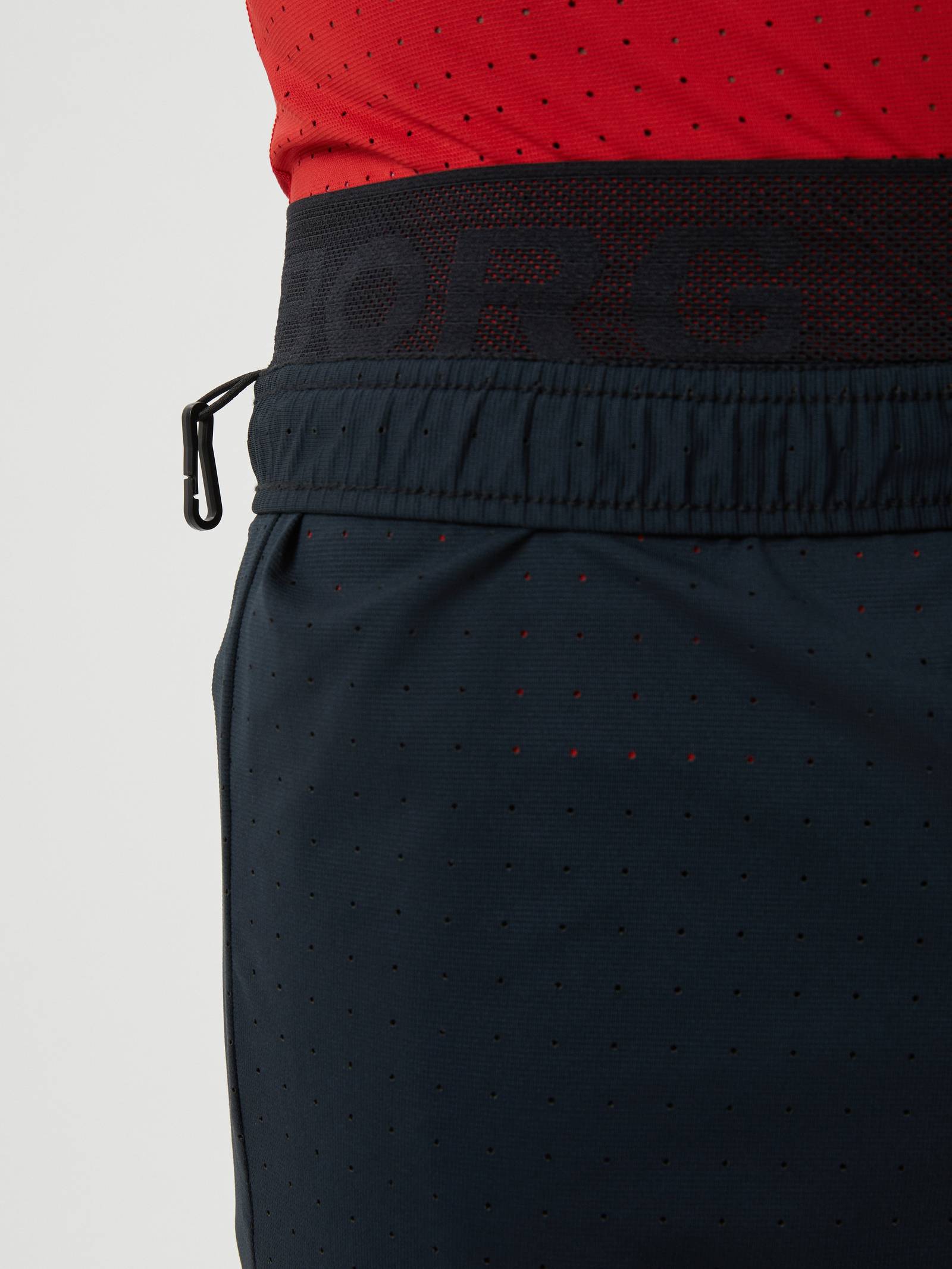 Borg Running Perforated 5' Shorts image 6