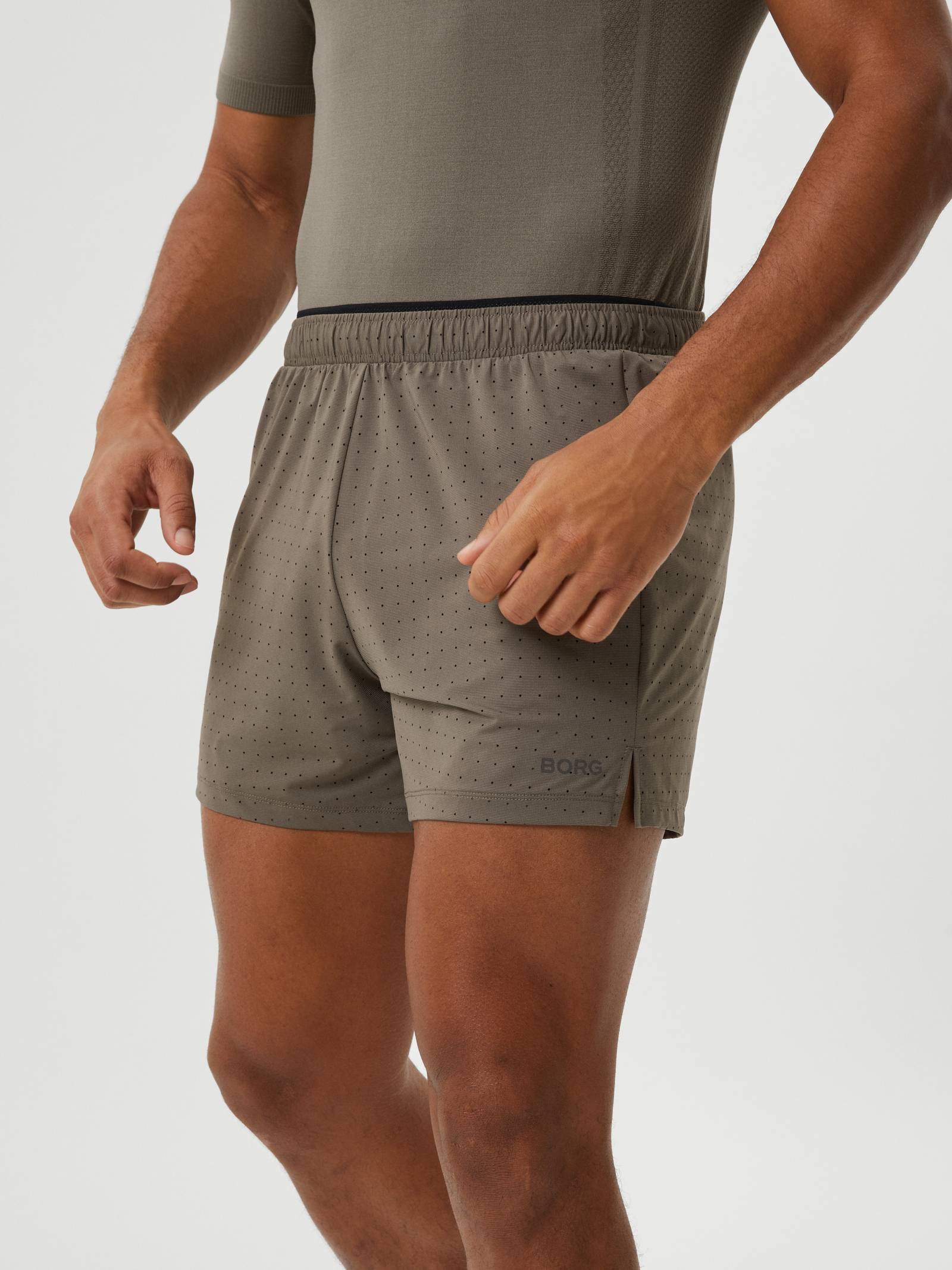 Borg Running Perforated 5' Shorts image 2