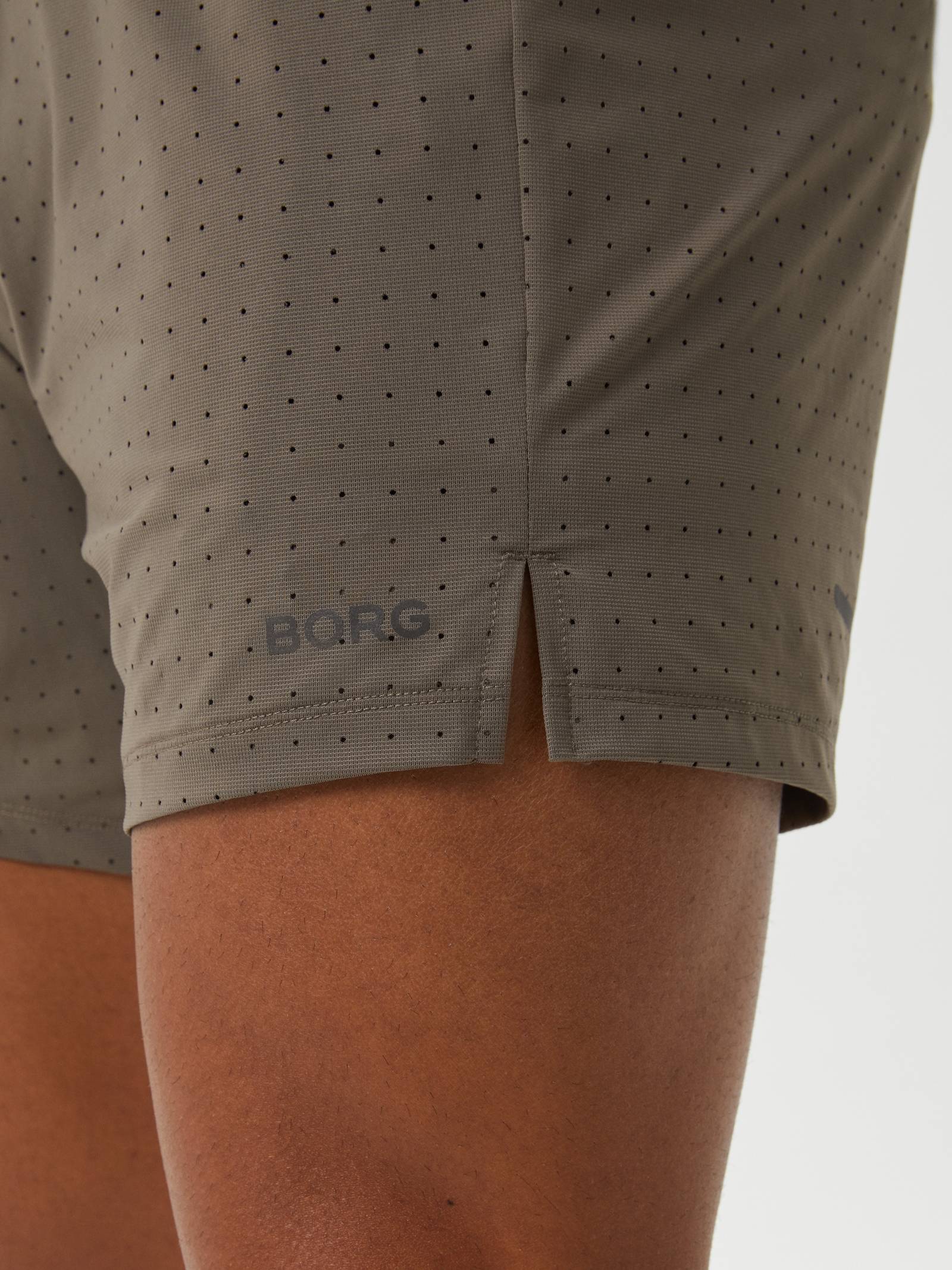 Borg Running Perforated 5' Shorts image 4