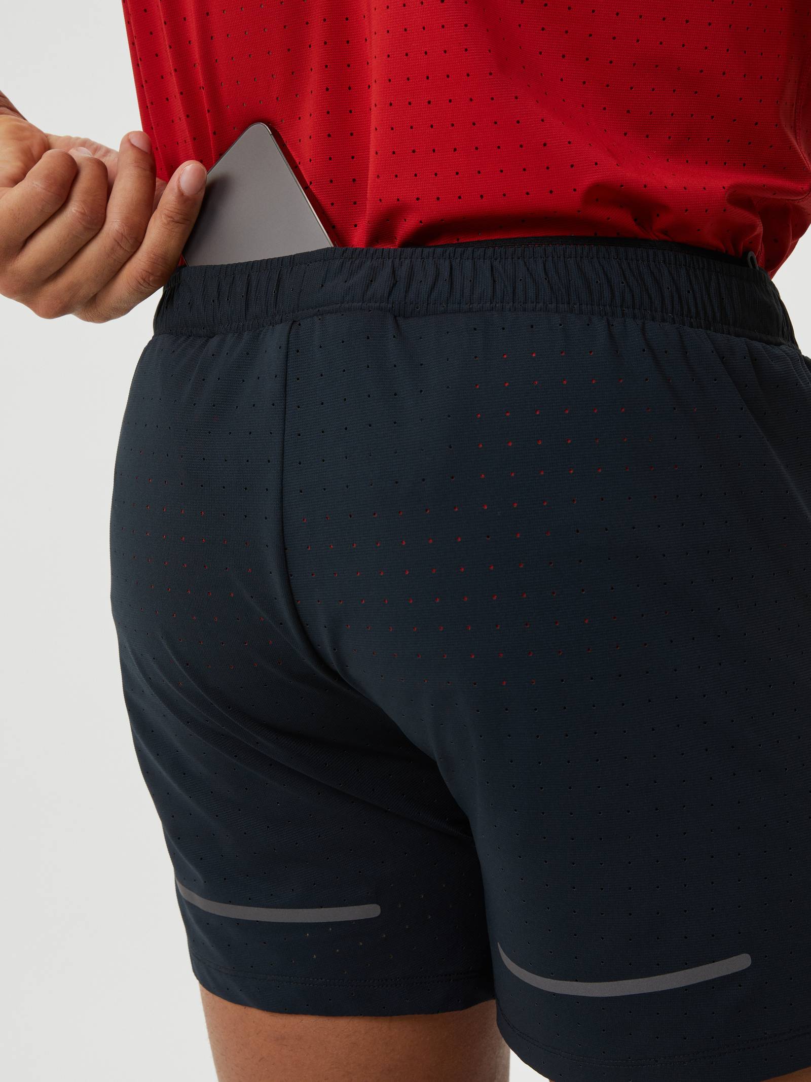 Borg Running Perforated 5' Shorts image 4