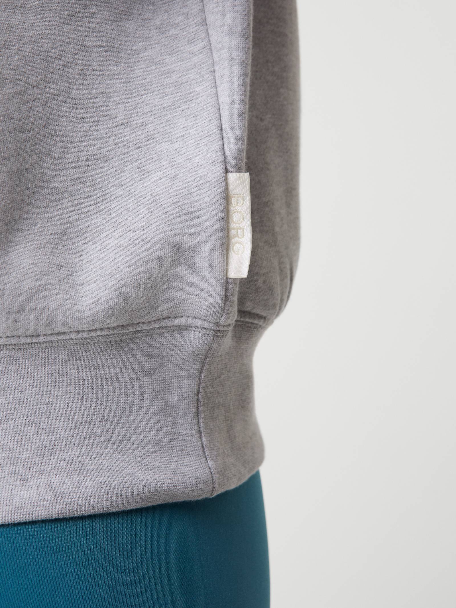 Studio Oversized Crew image 5