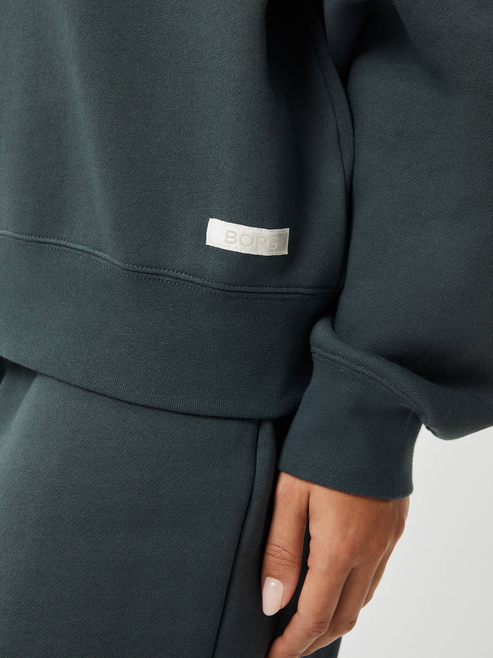 Studio Oversized Crew image 4