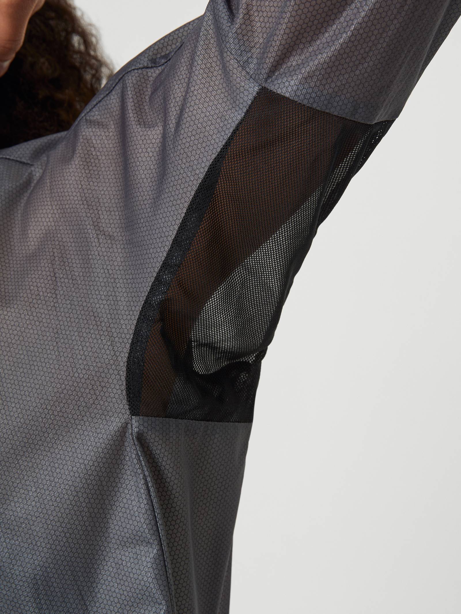 Borg Running Jacket image 6