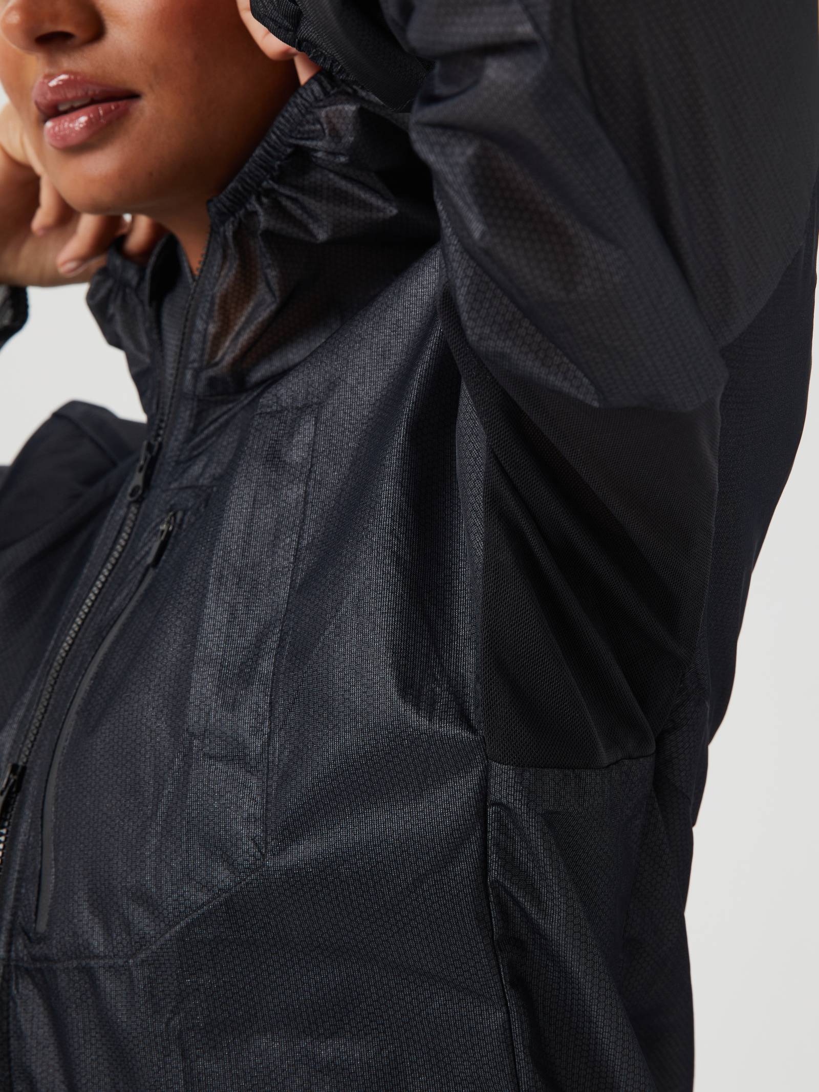 Borg Running Jacket image 4