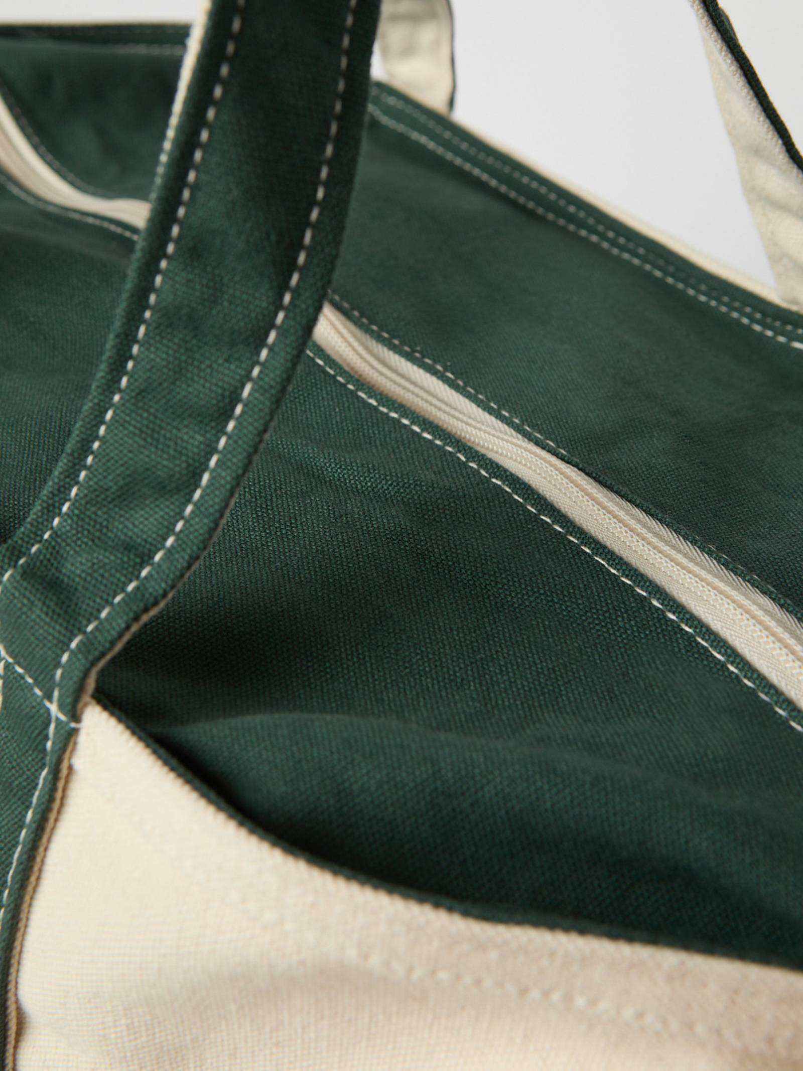 Ace Classic Tote image 4