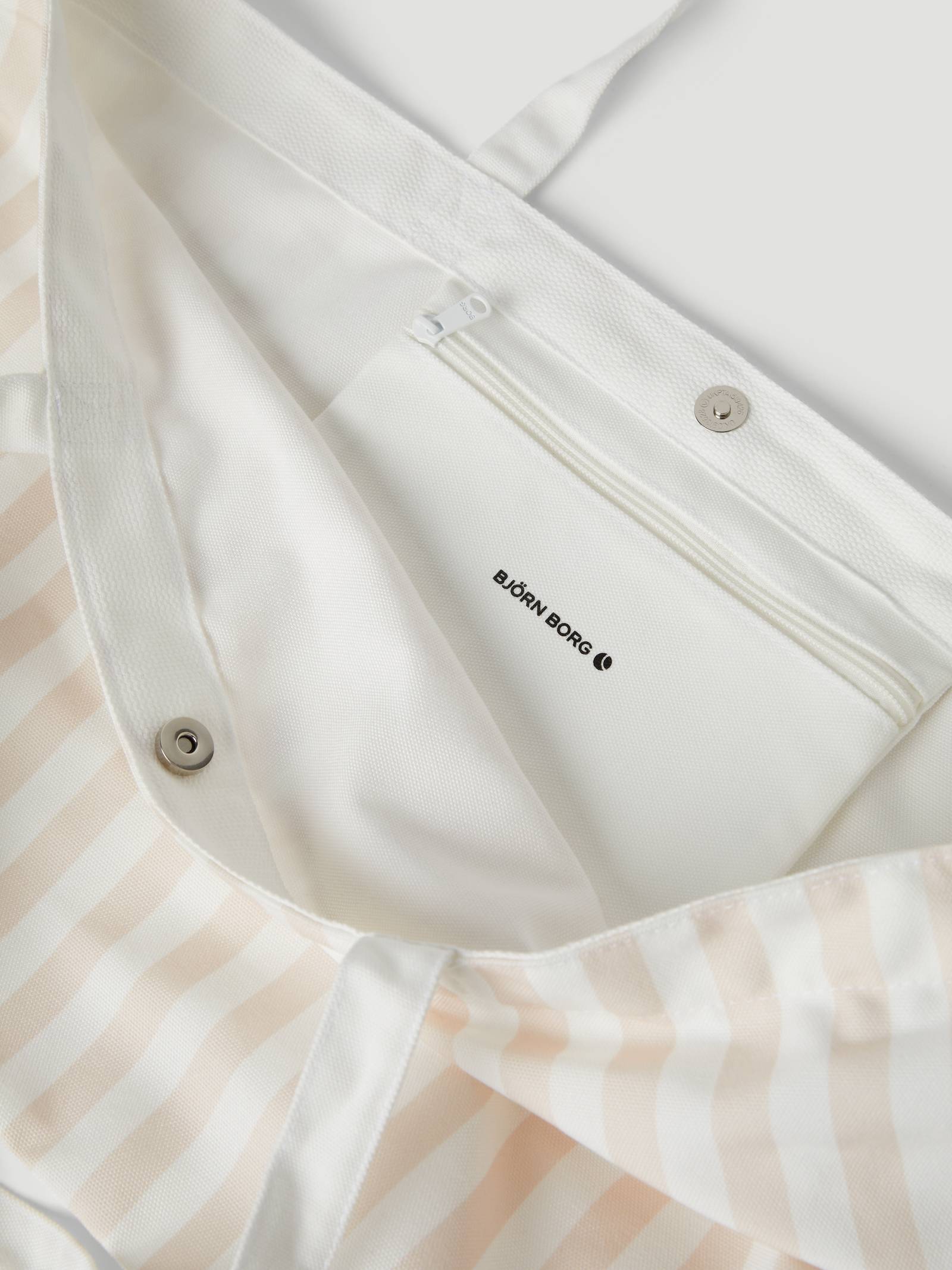 Sthlm Canvas Tote M image 4