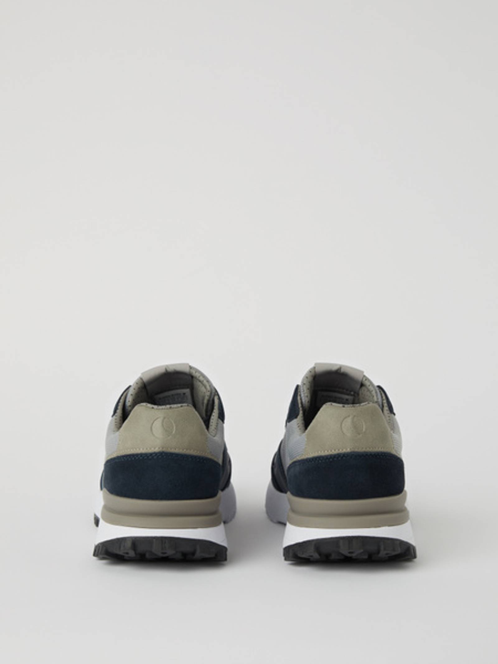 Men's Sneakers R2400 Suede image 2