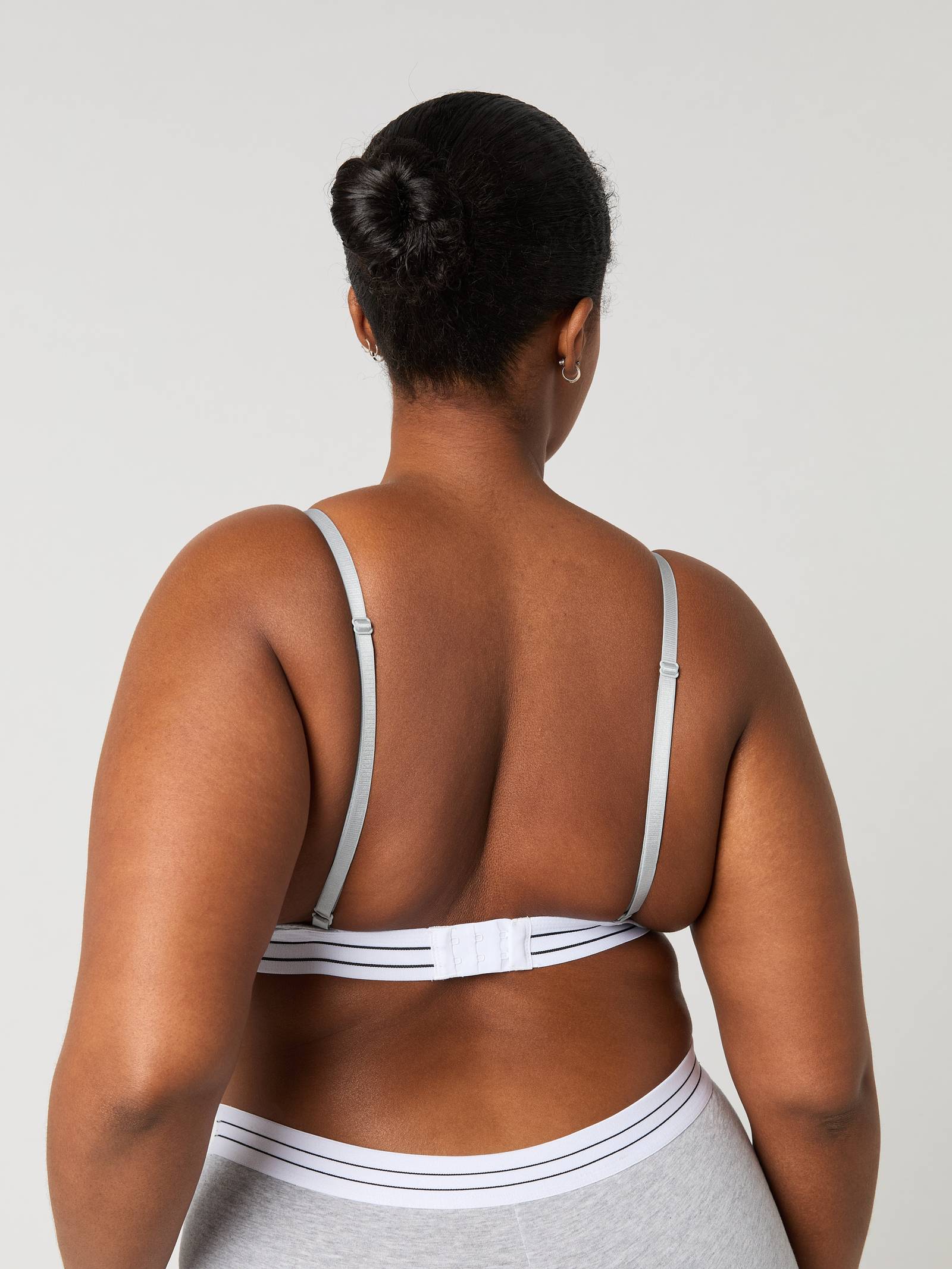 Core Original Triangle Bra image 9