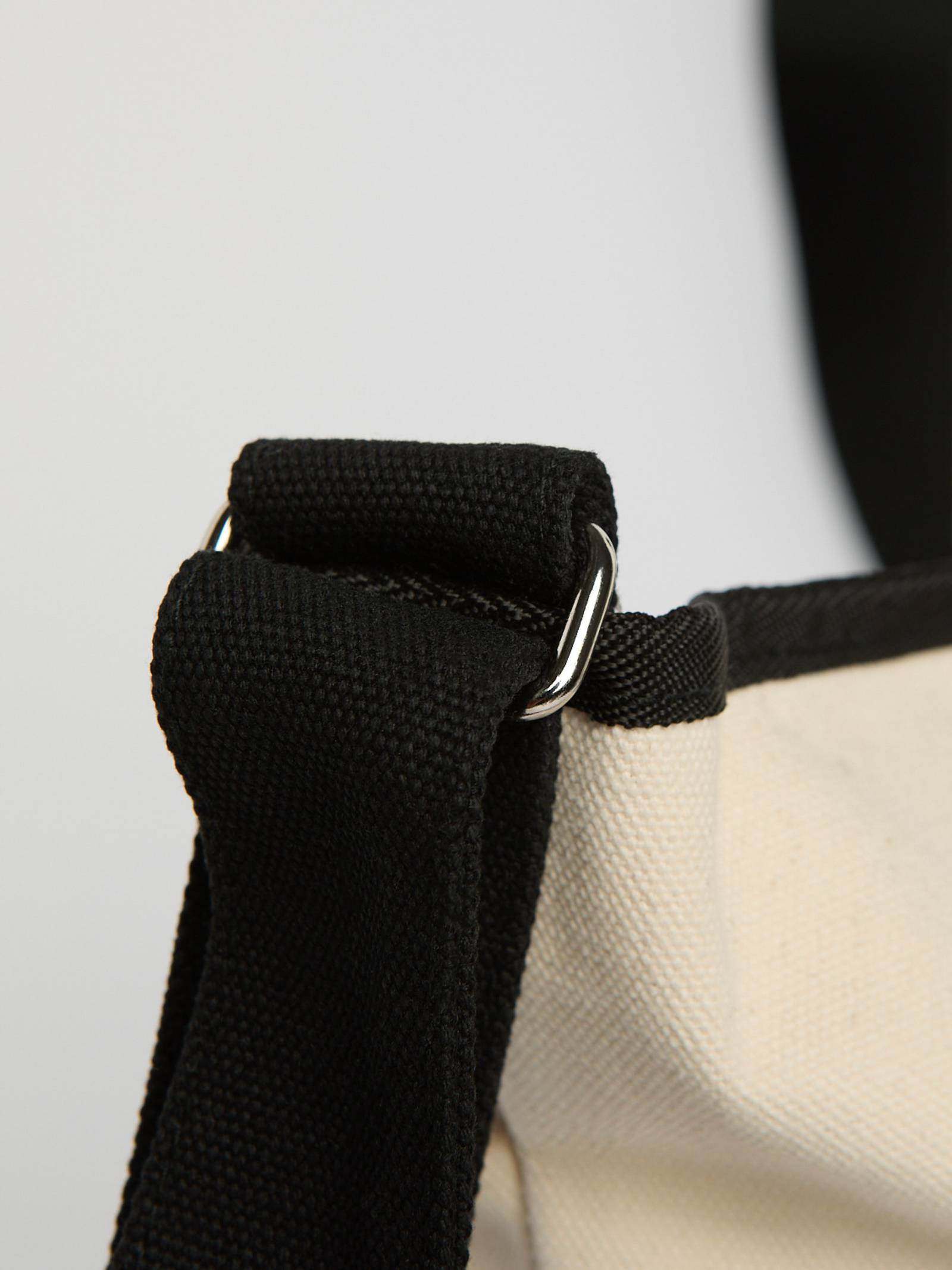 Ace Classic Crossover Bag image 6