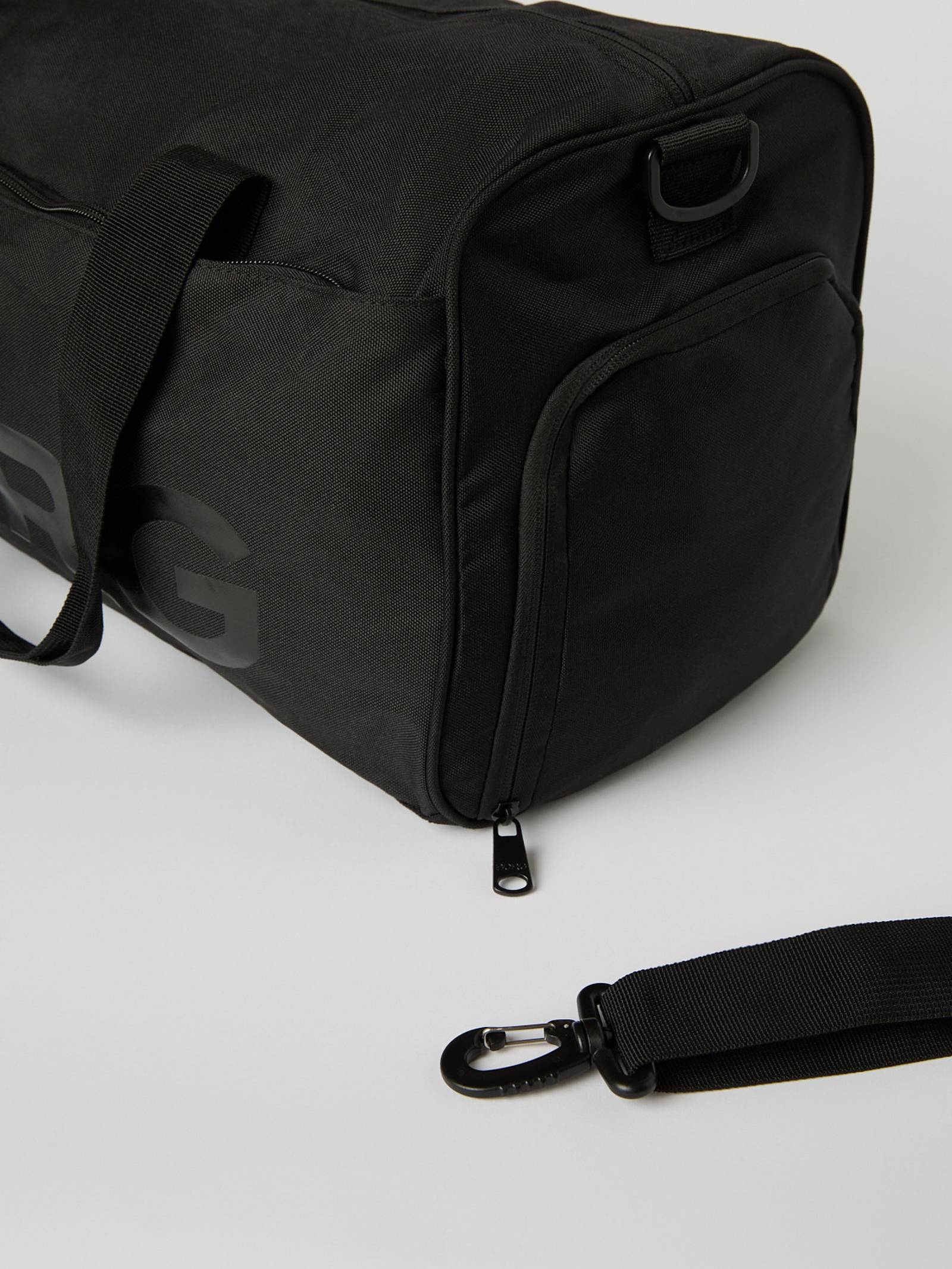 Borg Gym Sports Bag image 3