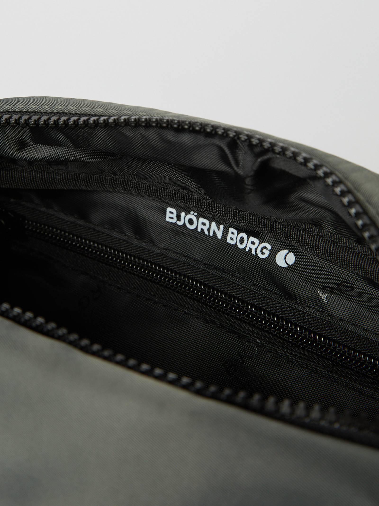 Borg Leisure Crossover Bag image 4