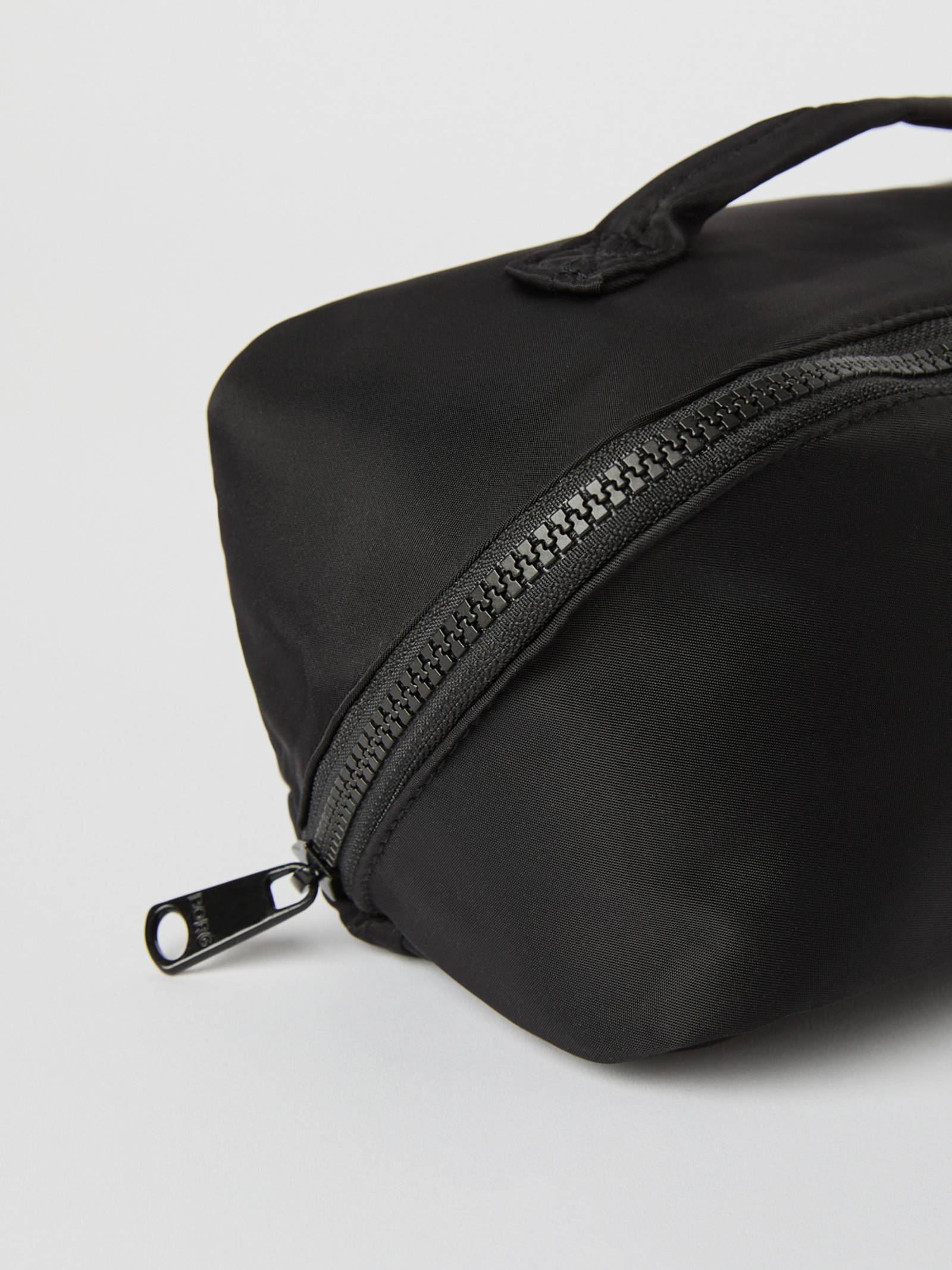 Borg Daily Wash Bag image 3