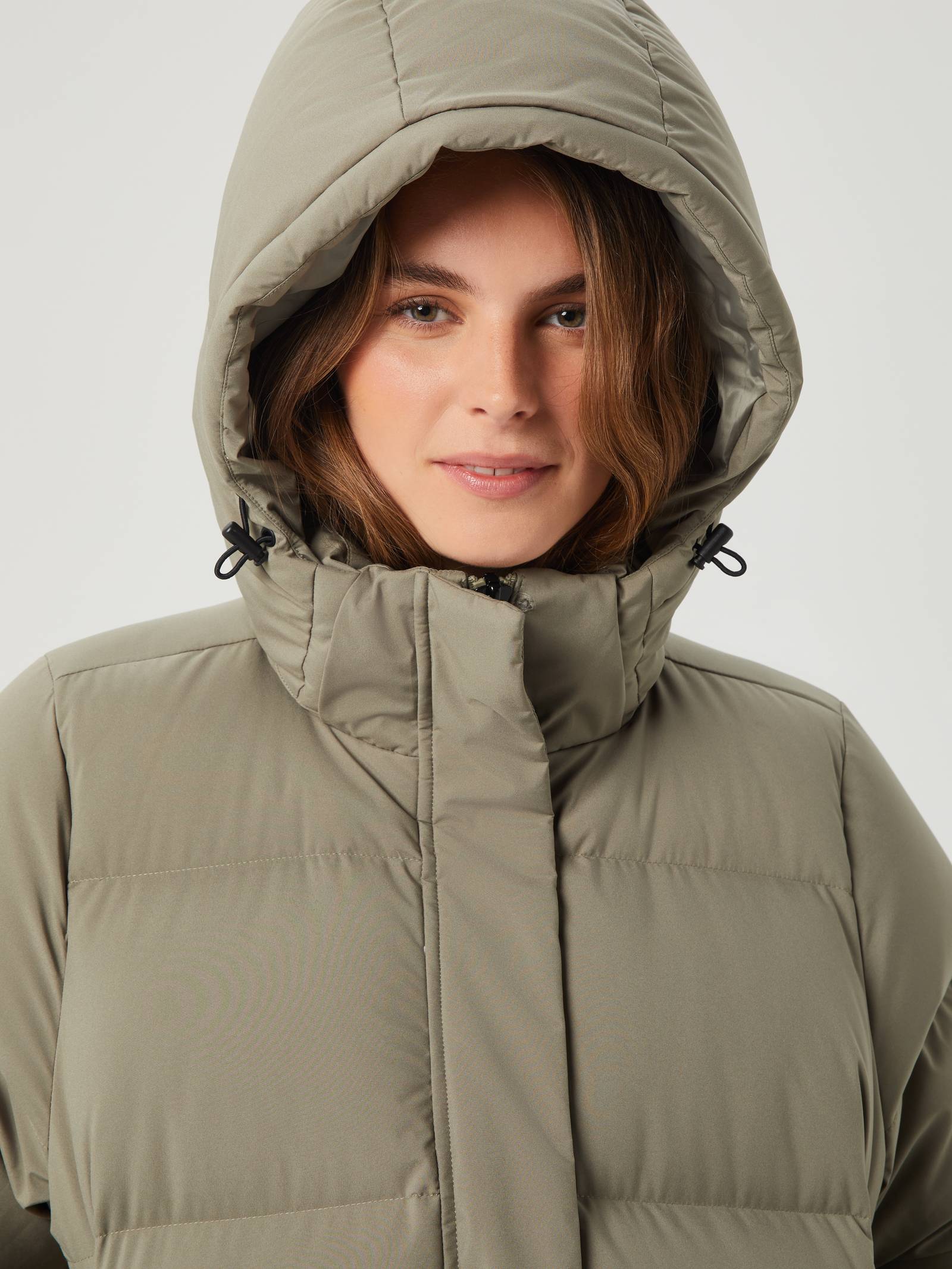 Studio Puffer Jacket image 9