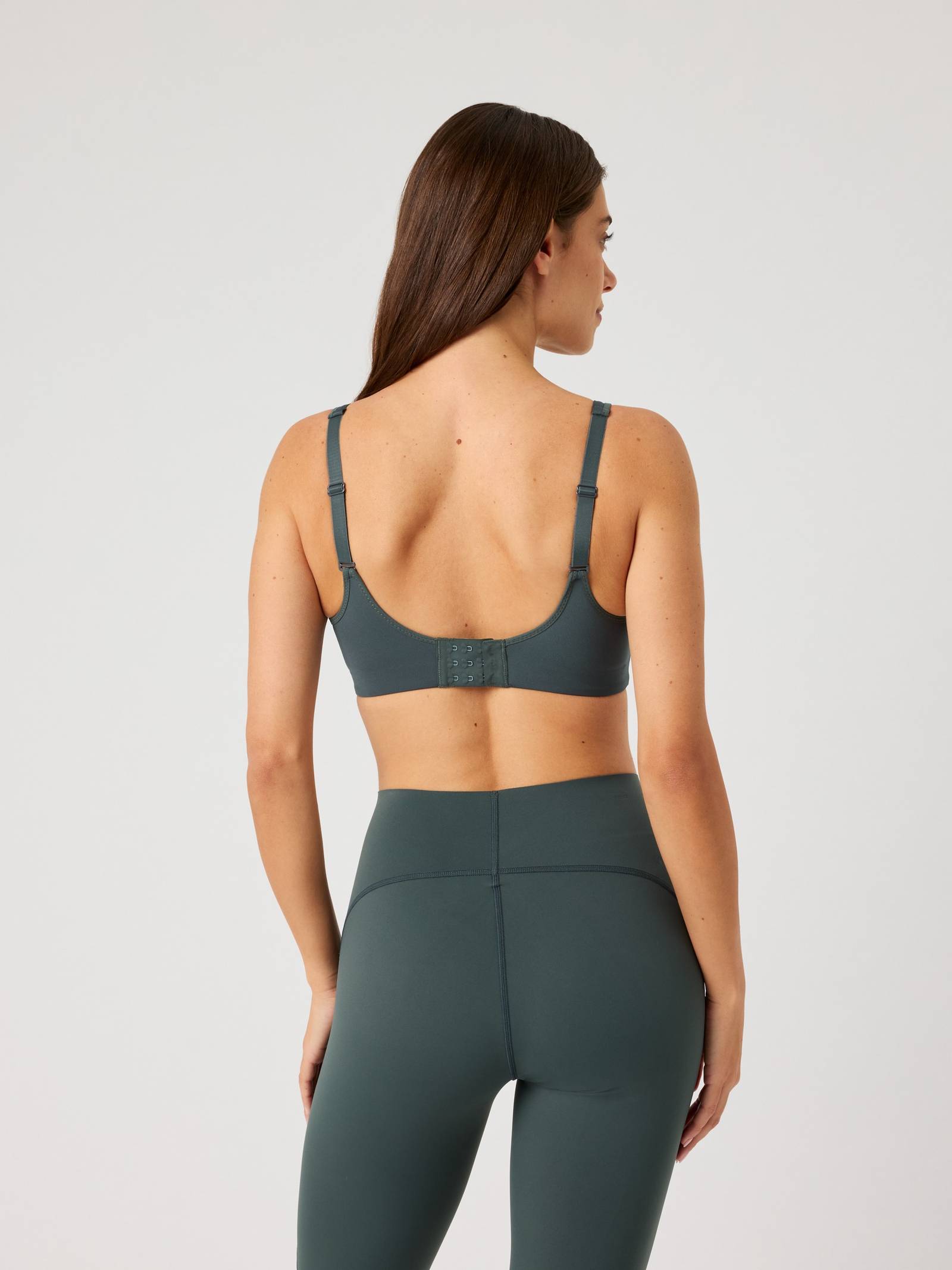 Borg Reform Sports Bra image 2