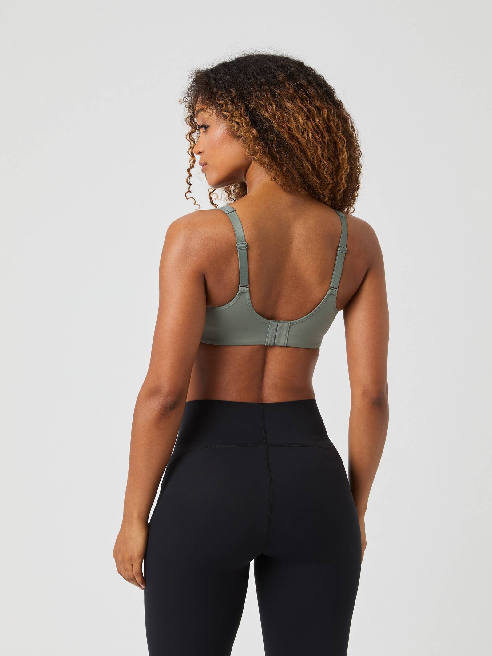 Borg Reform Sports Bra image 6