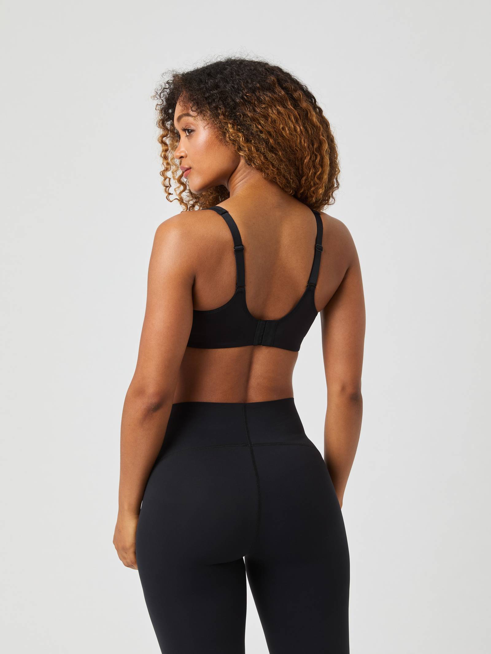 Borg Reform Sports Bra image 5