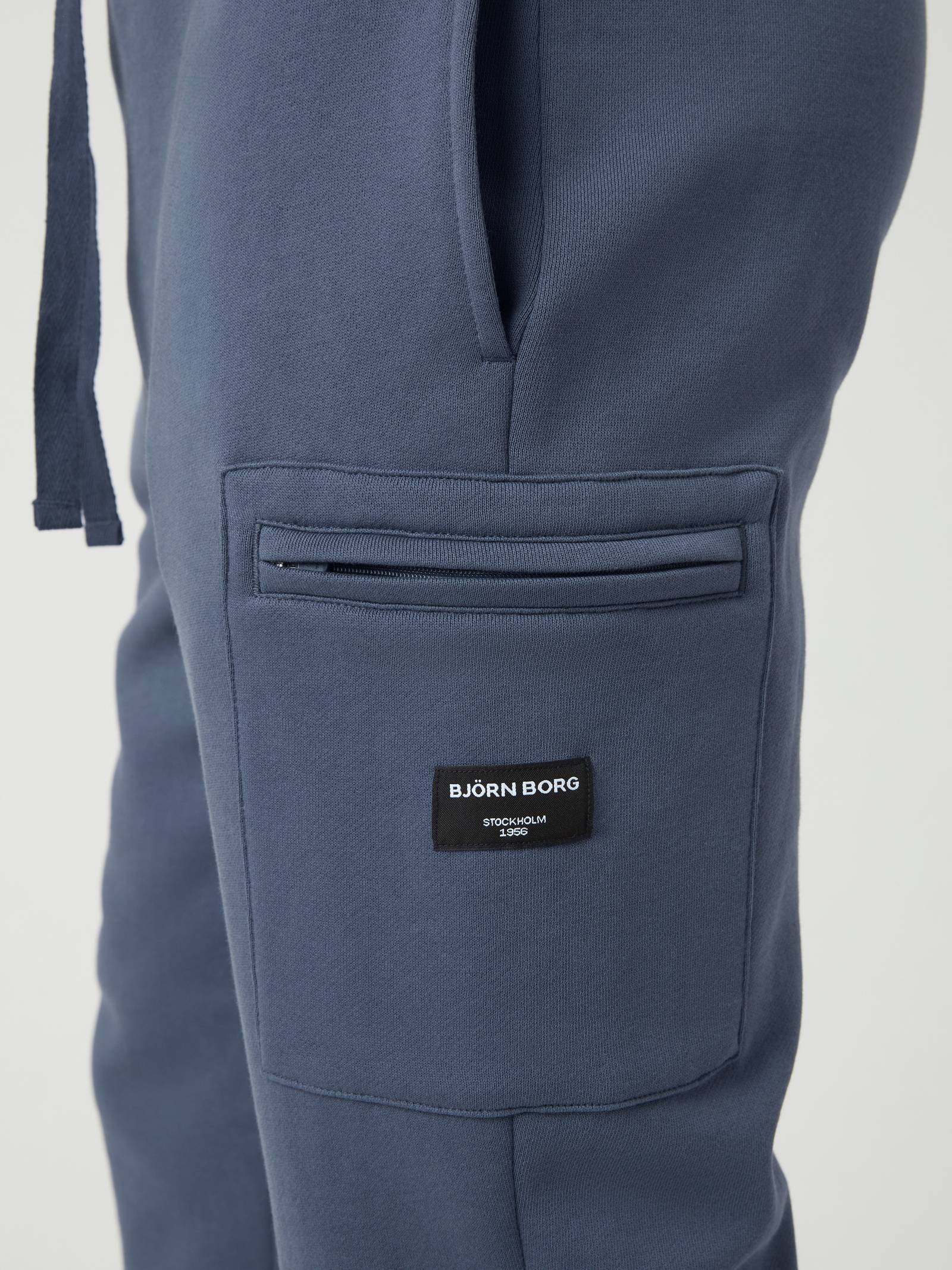 Centre Tapered Pocket Pants image 4