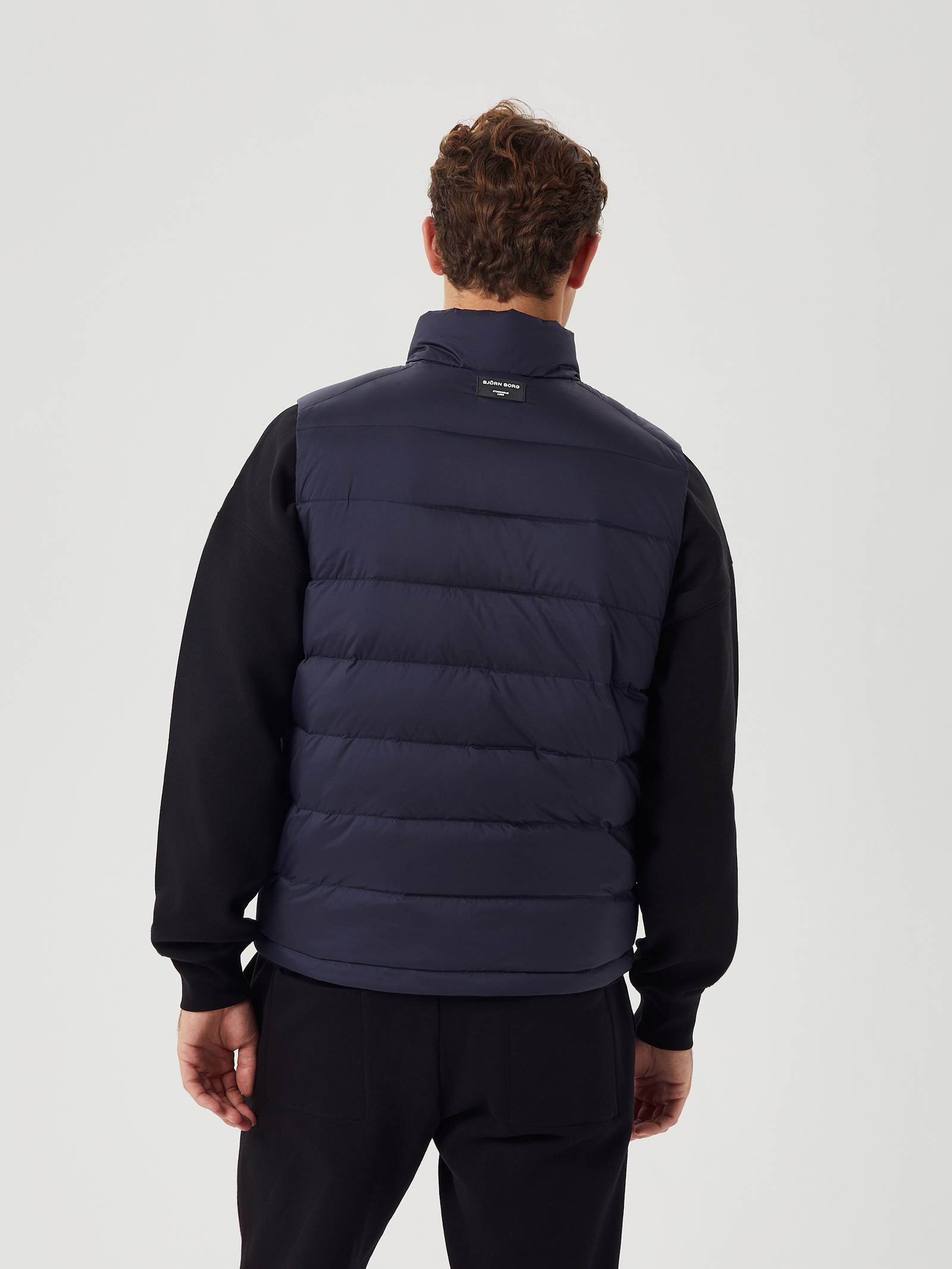 Centre Down Vest image 4