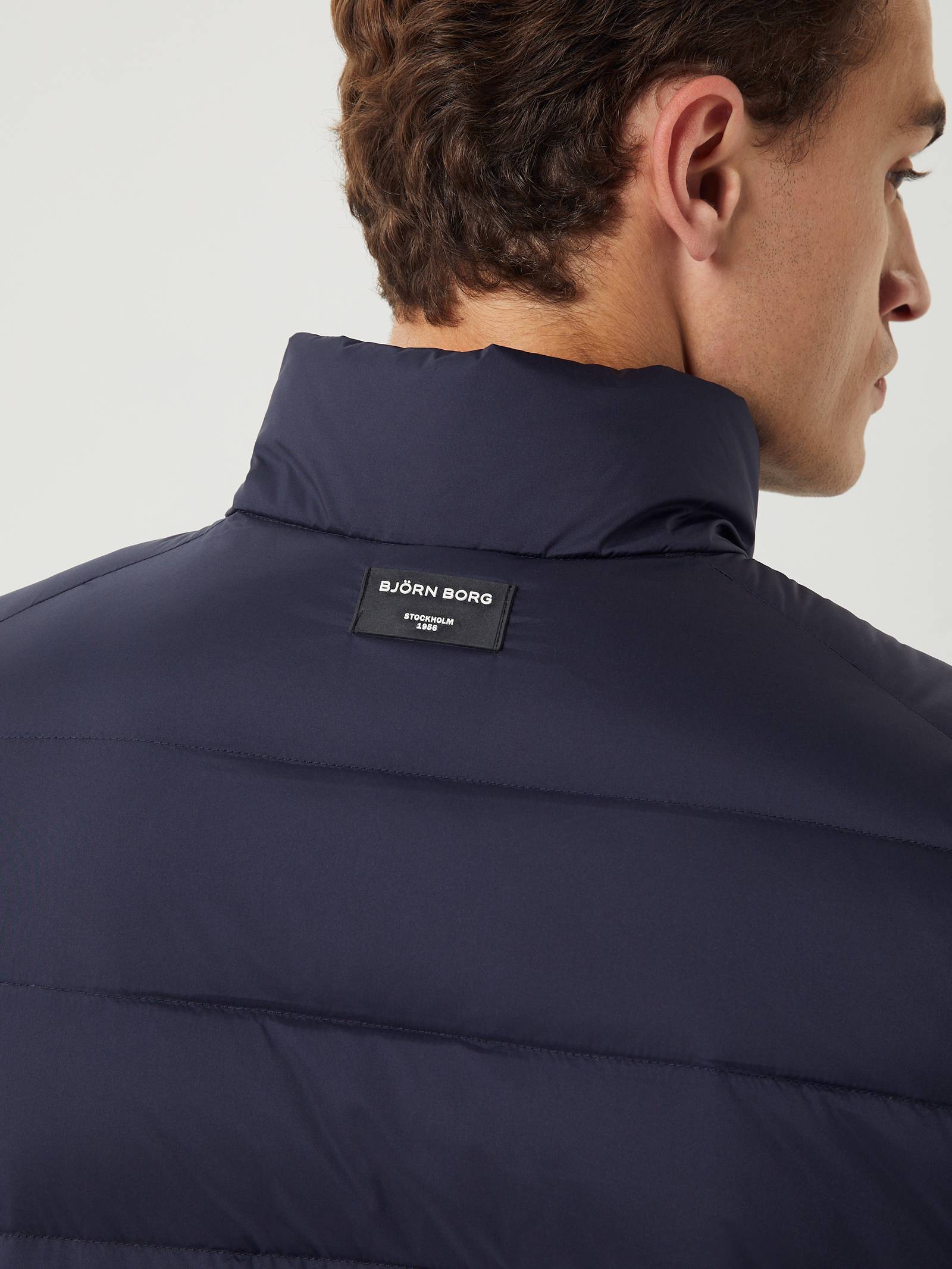 Centre Down Vest image 5