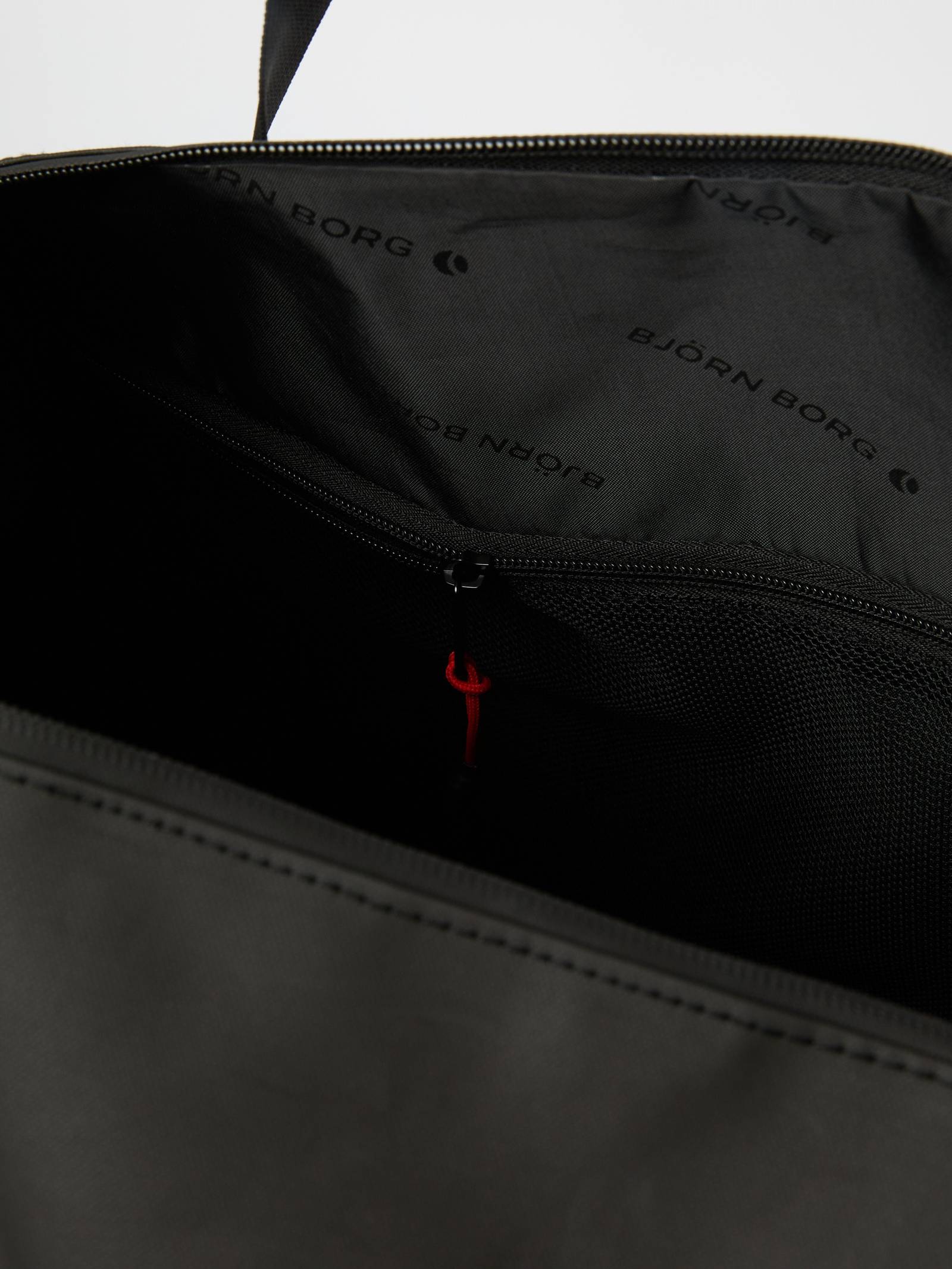 Borg Trek Sports Bag image 6