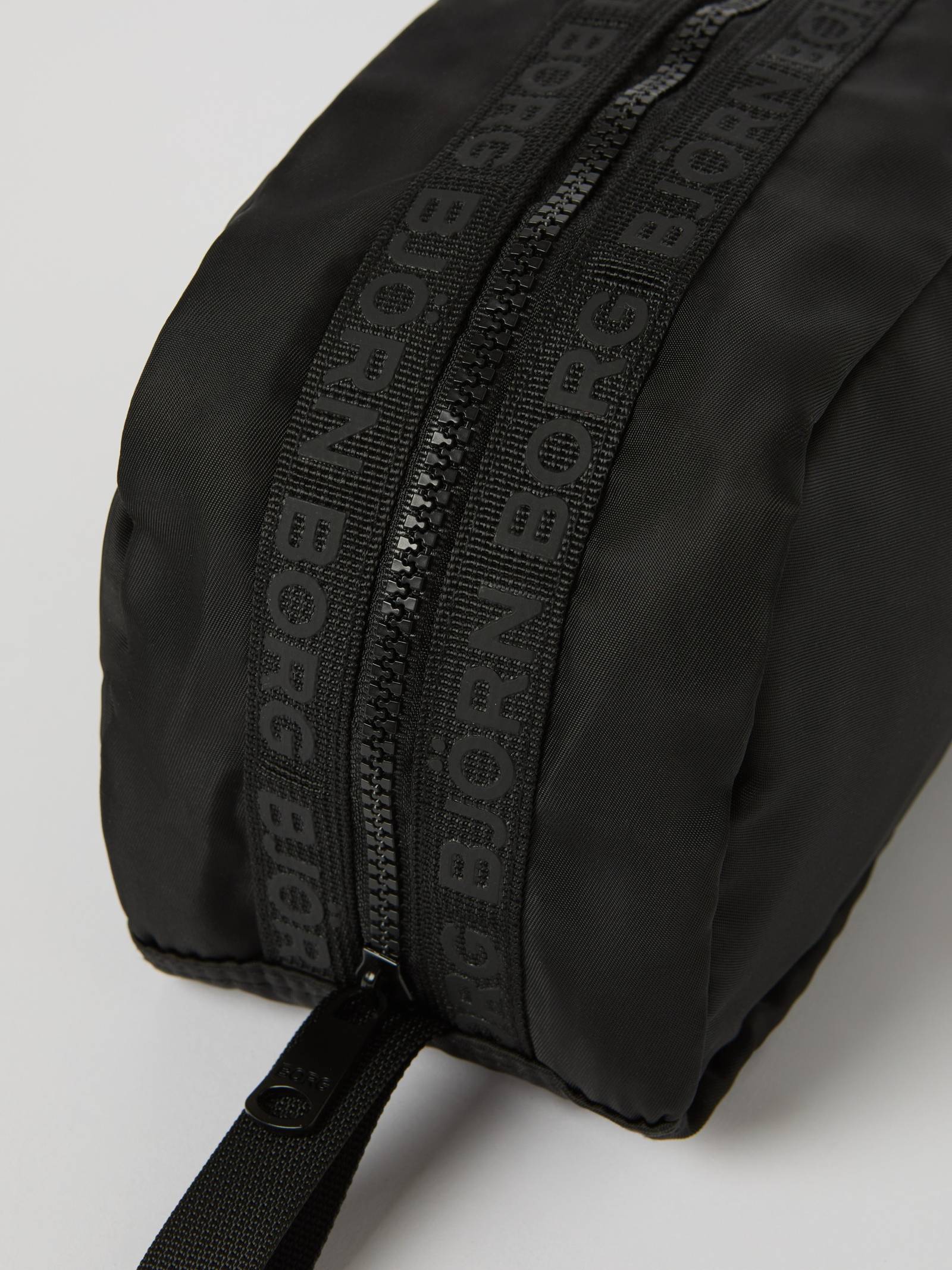 Borg Classic Toilet Case image 2