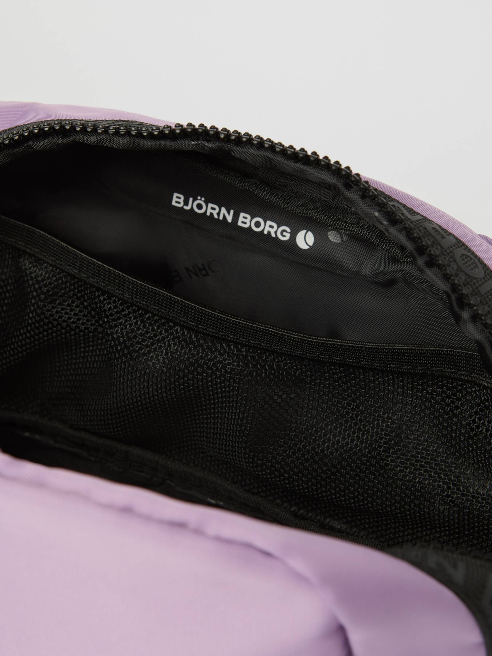 Borg Classic Toilet Case image 4