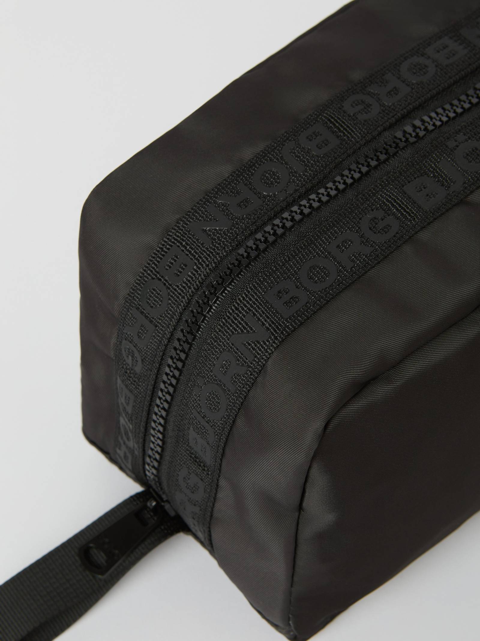 Borg Classic Toilet Case image 3