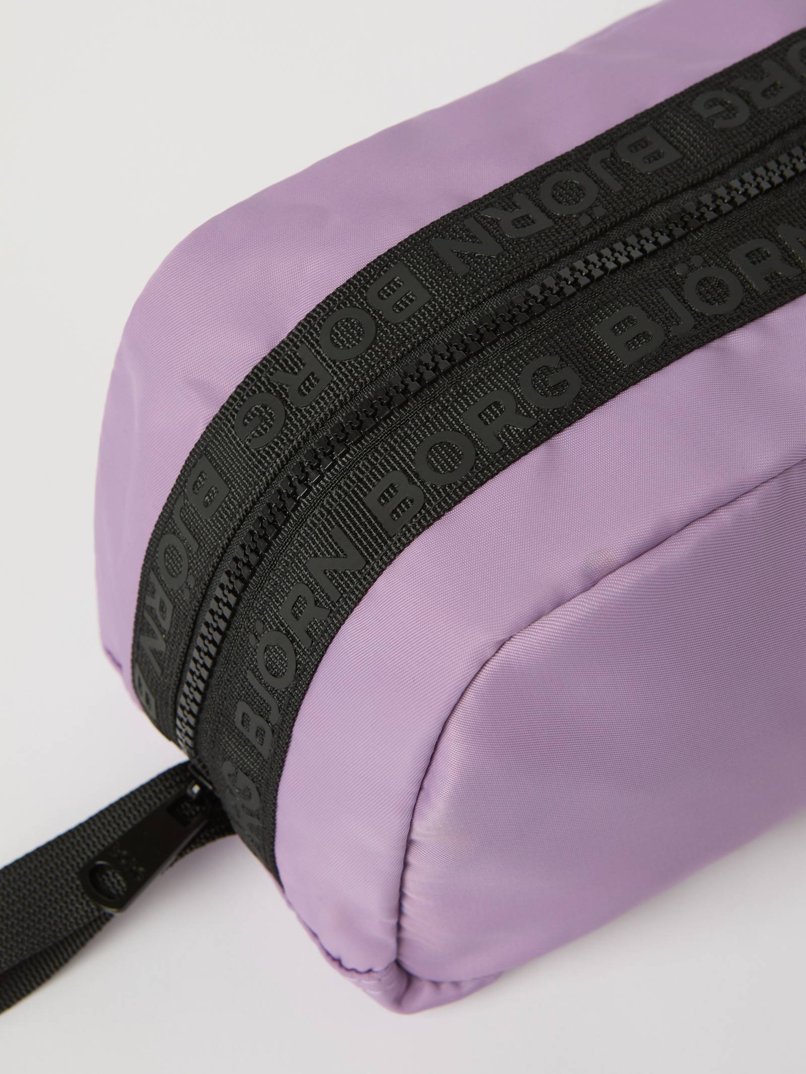 Borg Classic Toilet Case image 3