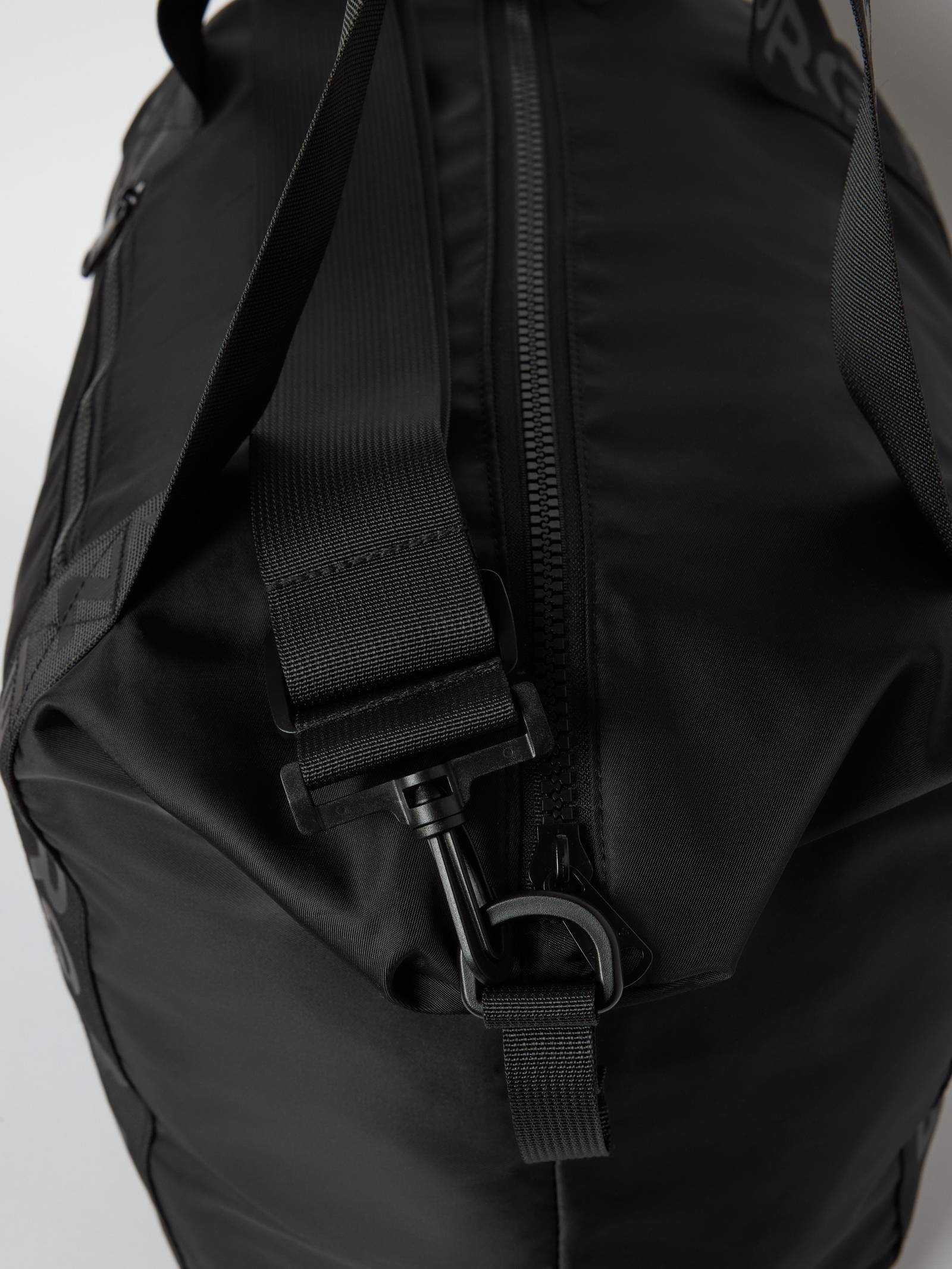 Borg Classic Sports Bag 27L image 3